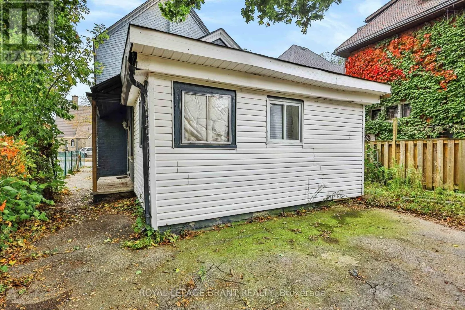 276 DALHOUSIE STREET
