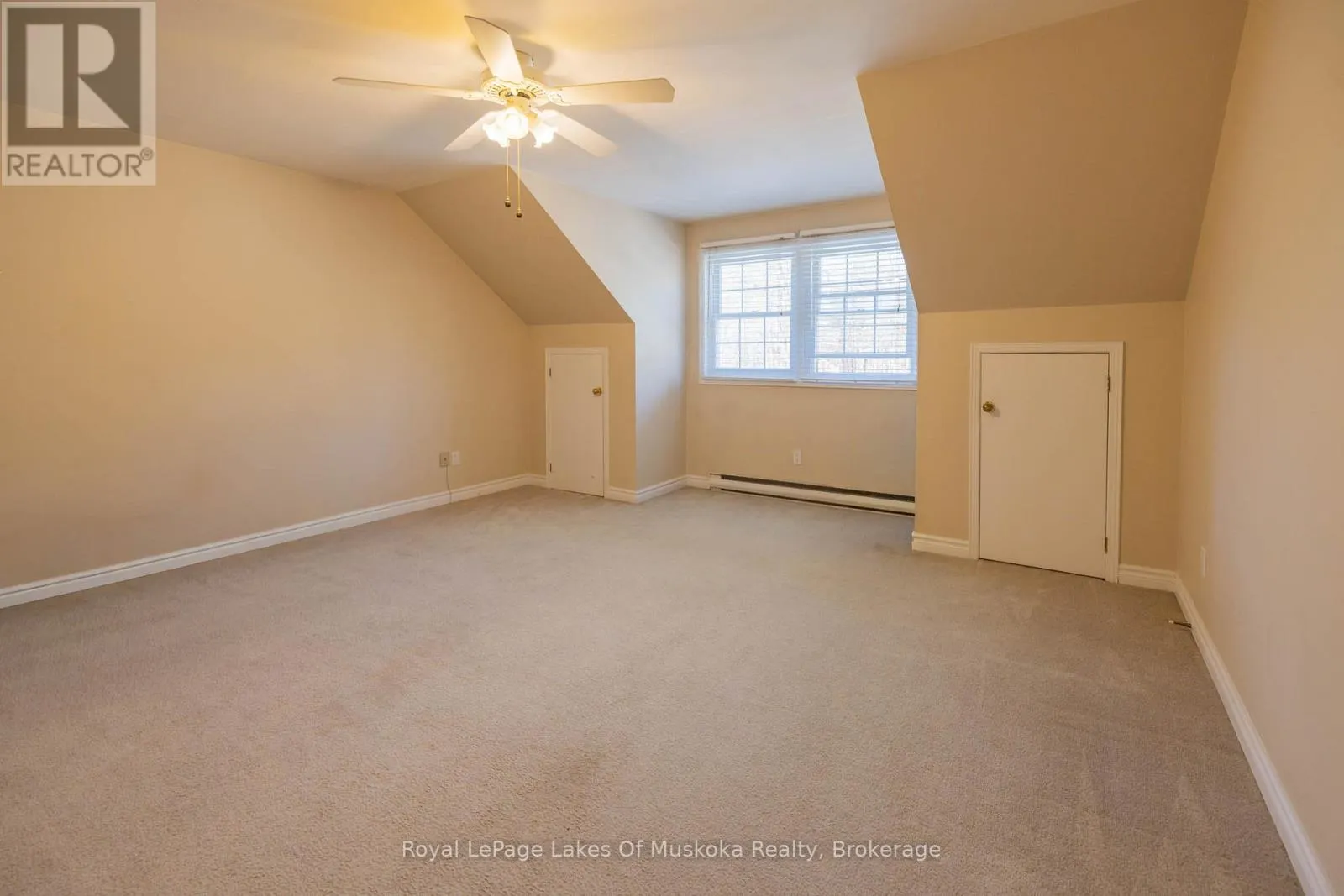 9 - 44 KING WILLIAM STREET #9