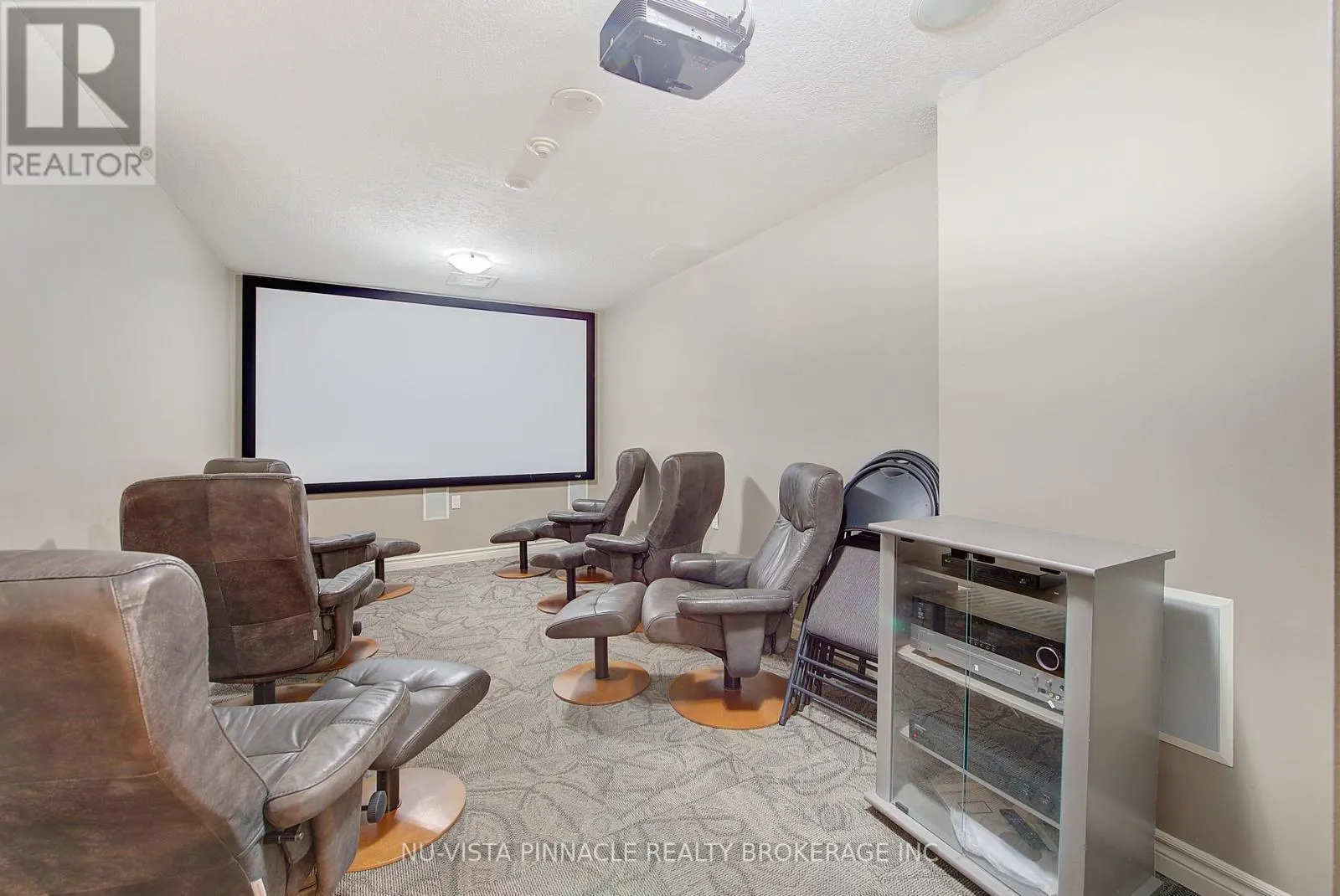 1203 - 250 PALL MALL STREET #1203