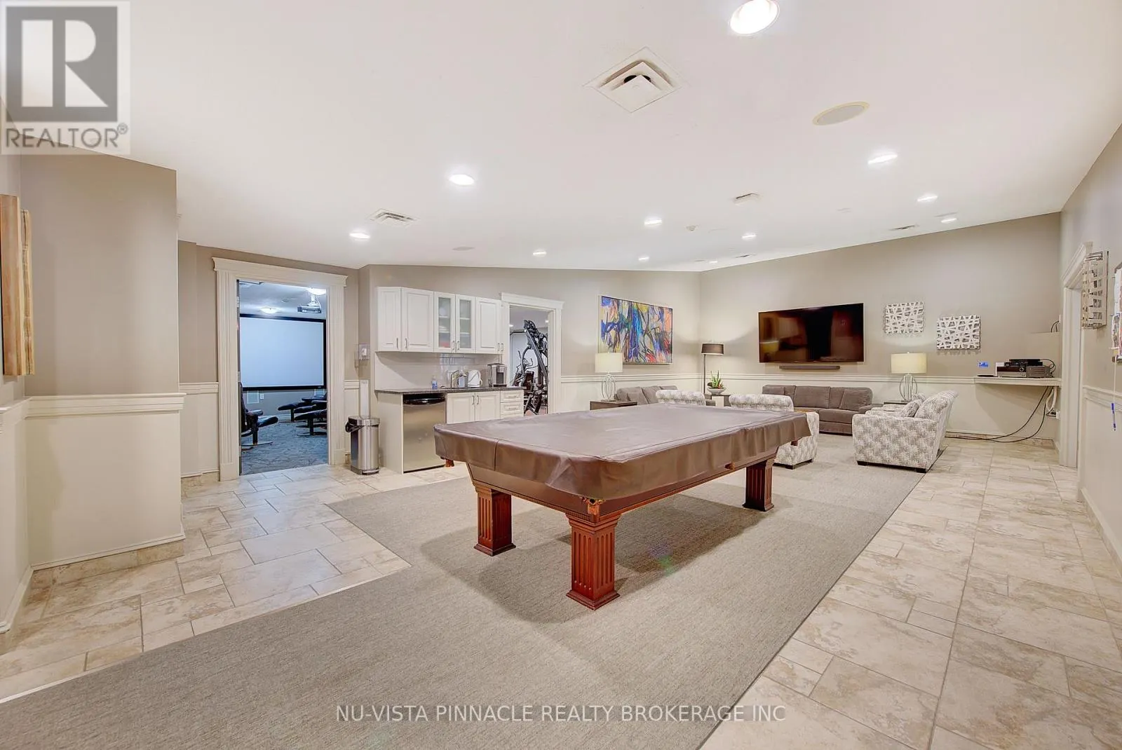 1203 - 250 PALL MALL STREET #1203