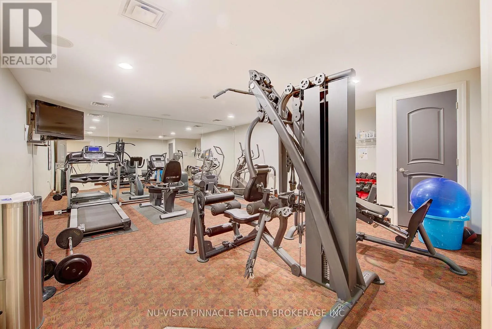 1203 - 250 PALL MALL STREET #1203