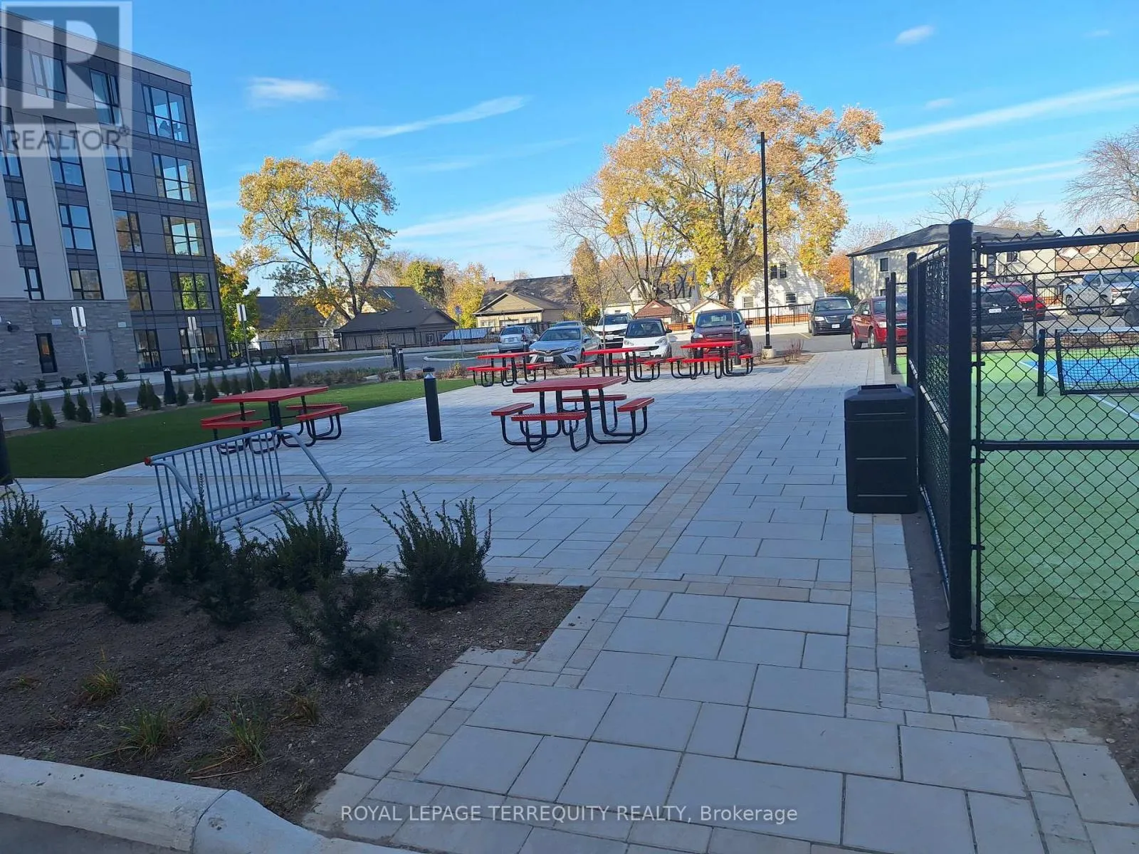 LP 15 - 50 HERRICK AVENUE
