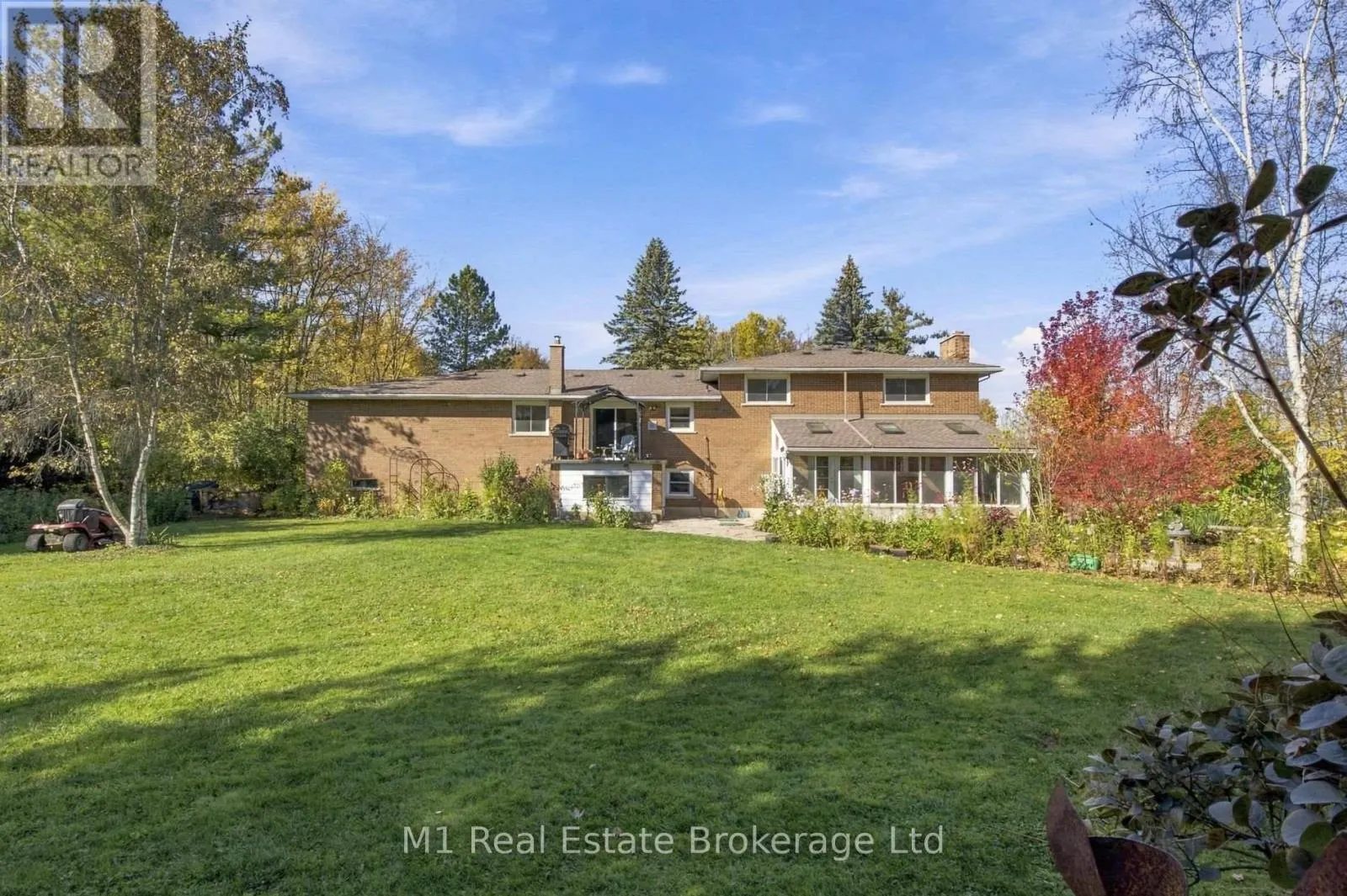 7051 FIFE ROAD
