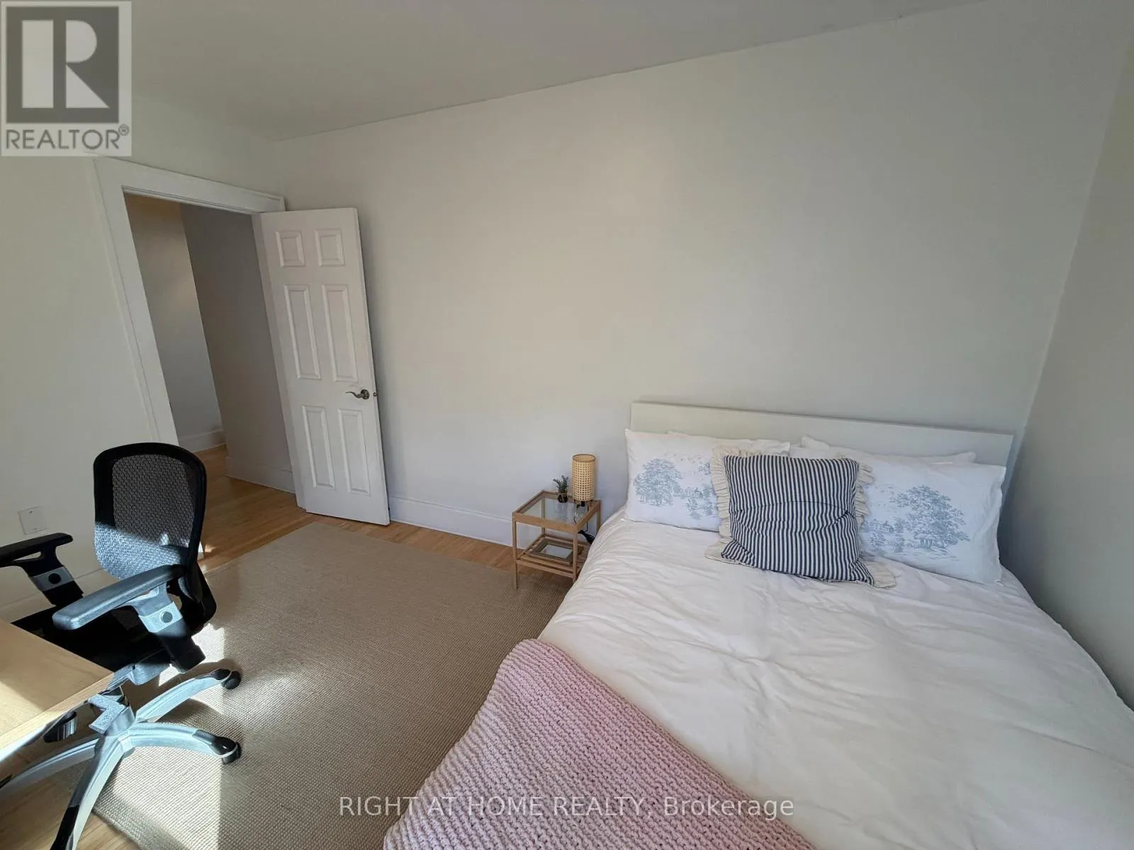 14 - 5 ROCKWOOD PLACE
