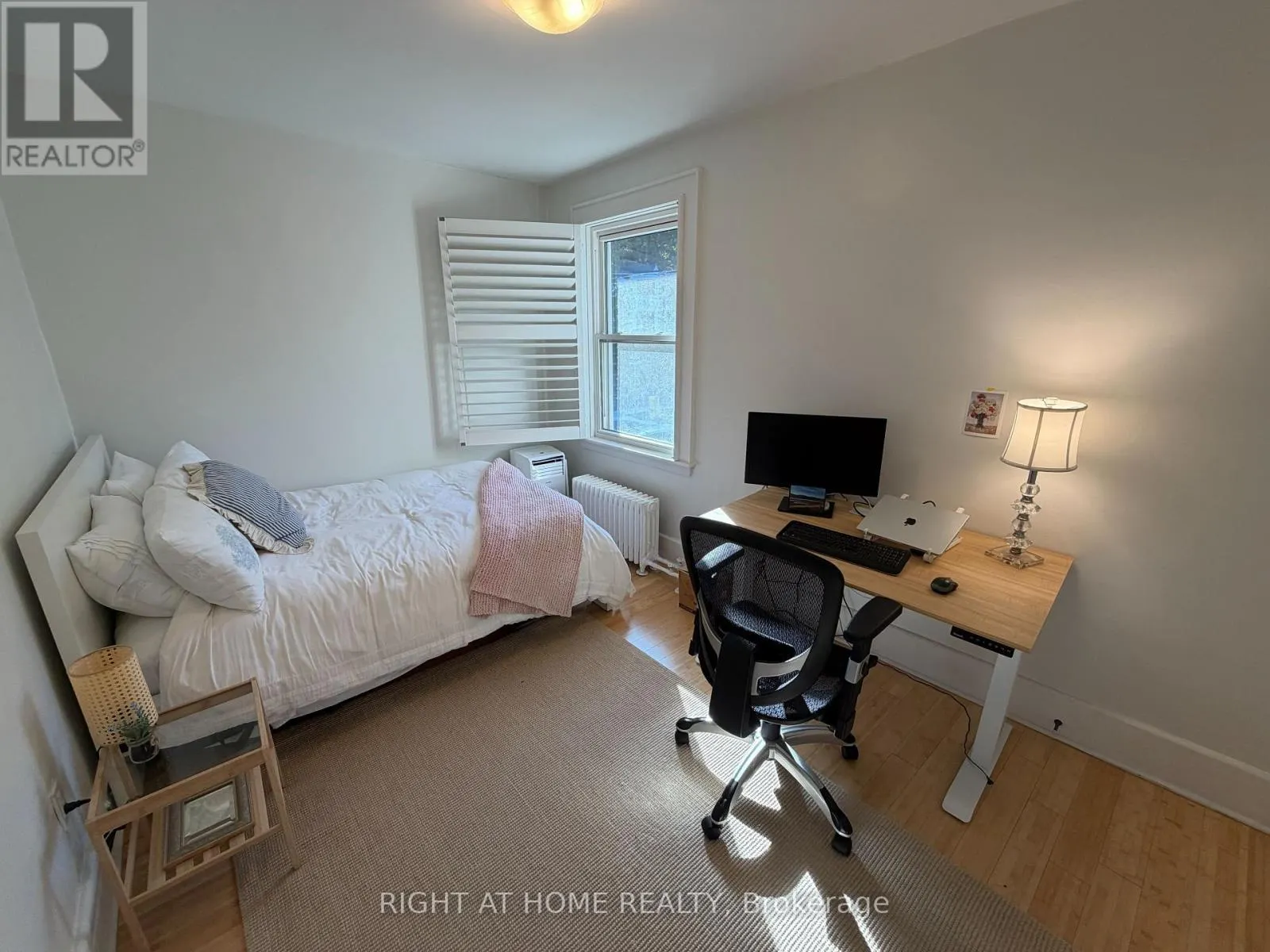 14 - 5 ROCKWOOD PLACE