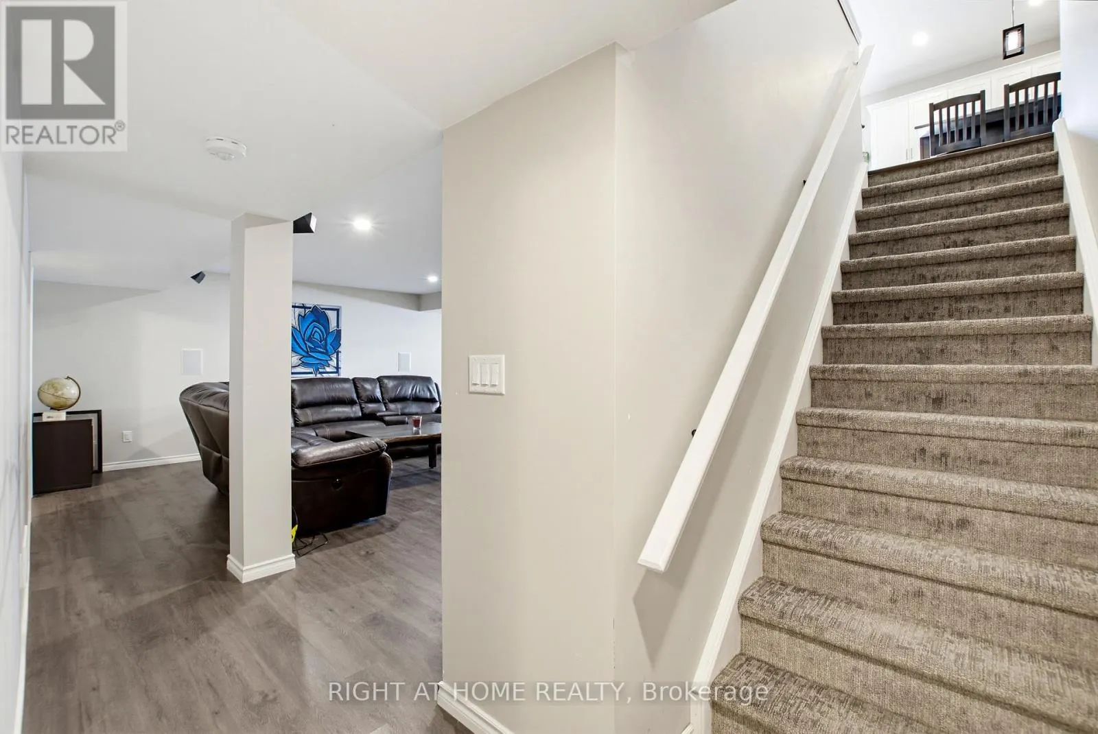 156 WINTERMUTE COURT E