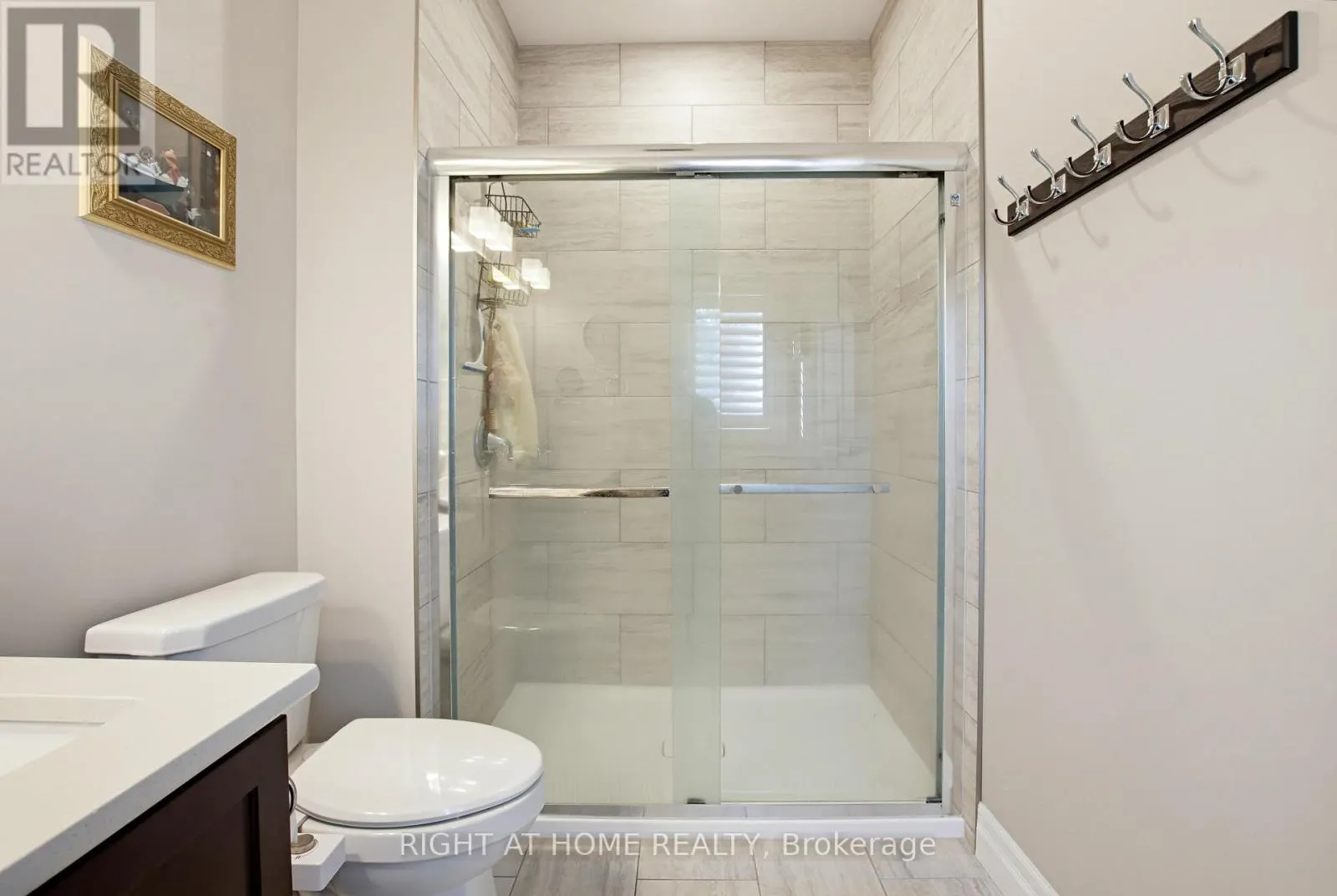 156 WINTERMUTE COURT E