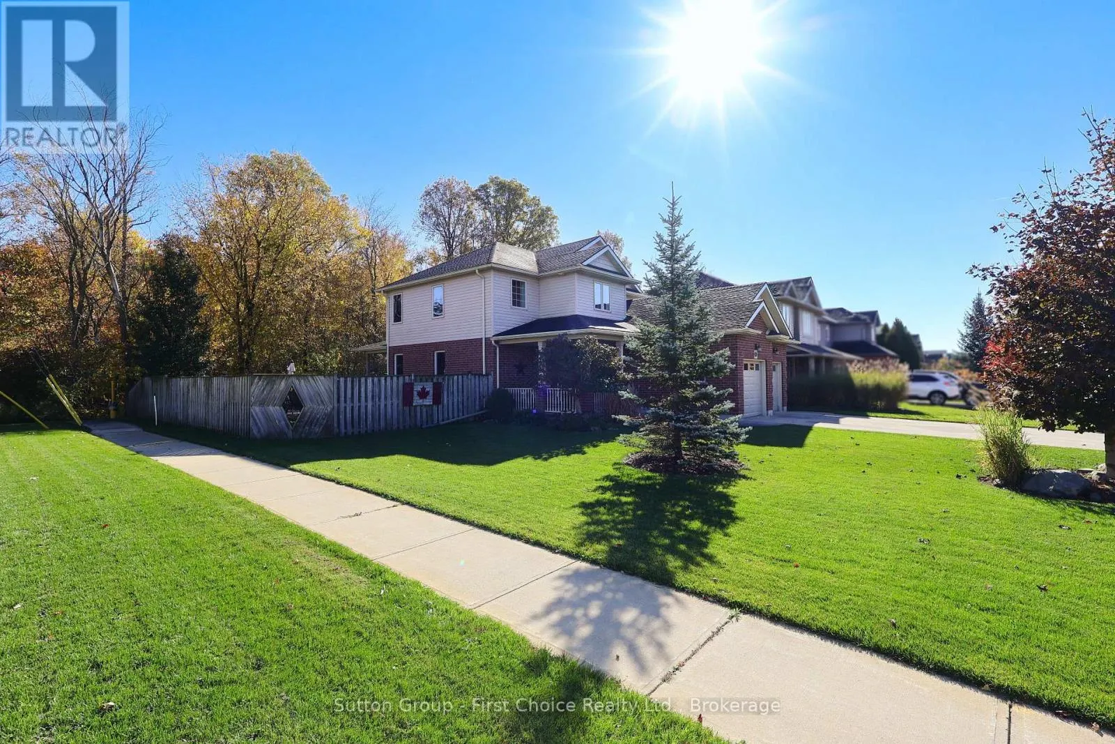 5 FAIRFIELD DRIVE