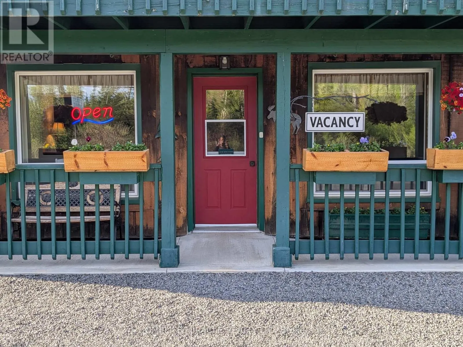 2801 HIGHWAY 60 ROAD