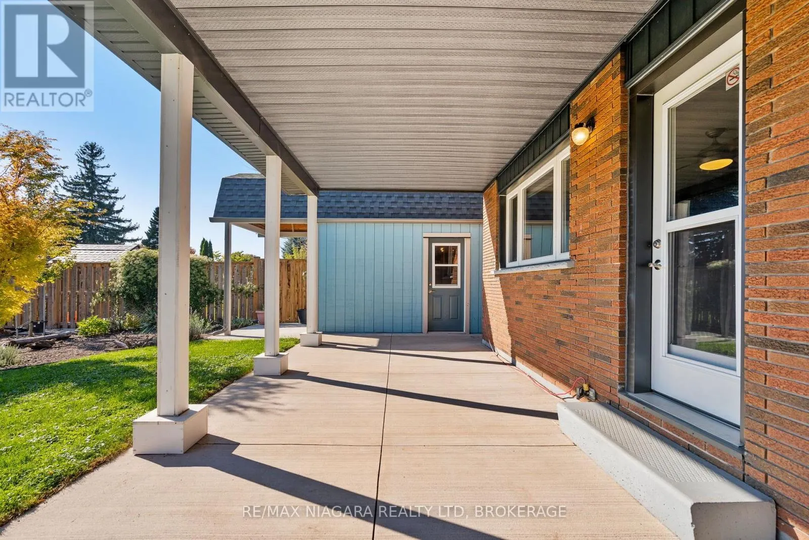 6524 GLENGATE STREET