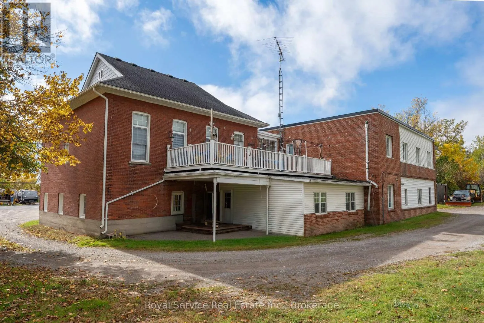 3246 COUNTY ROAD 2 ROAD