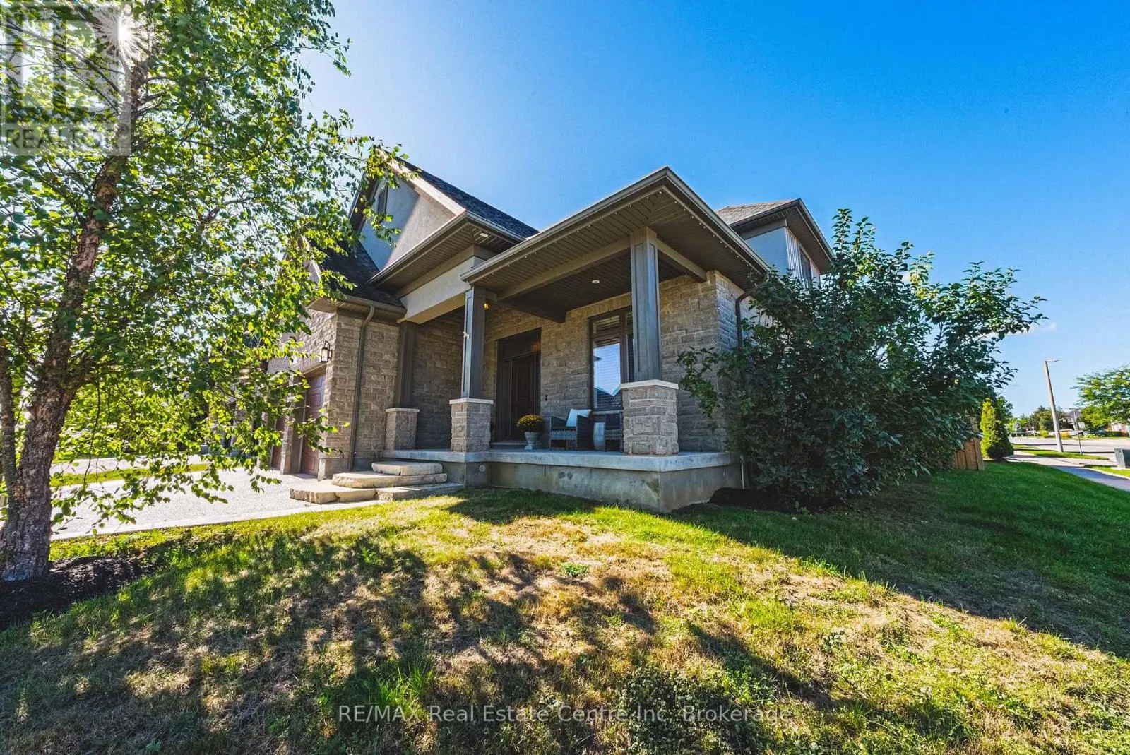 41 ZADUK PLACE