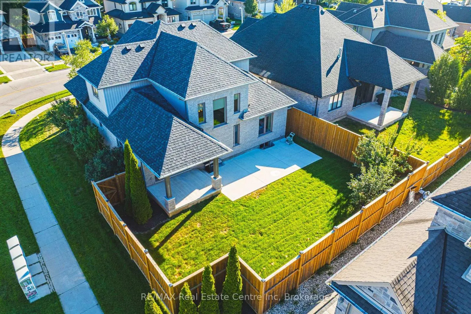 41 ZADUK PLACE