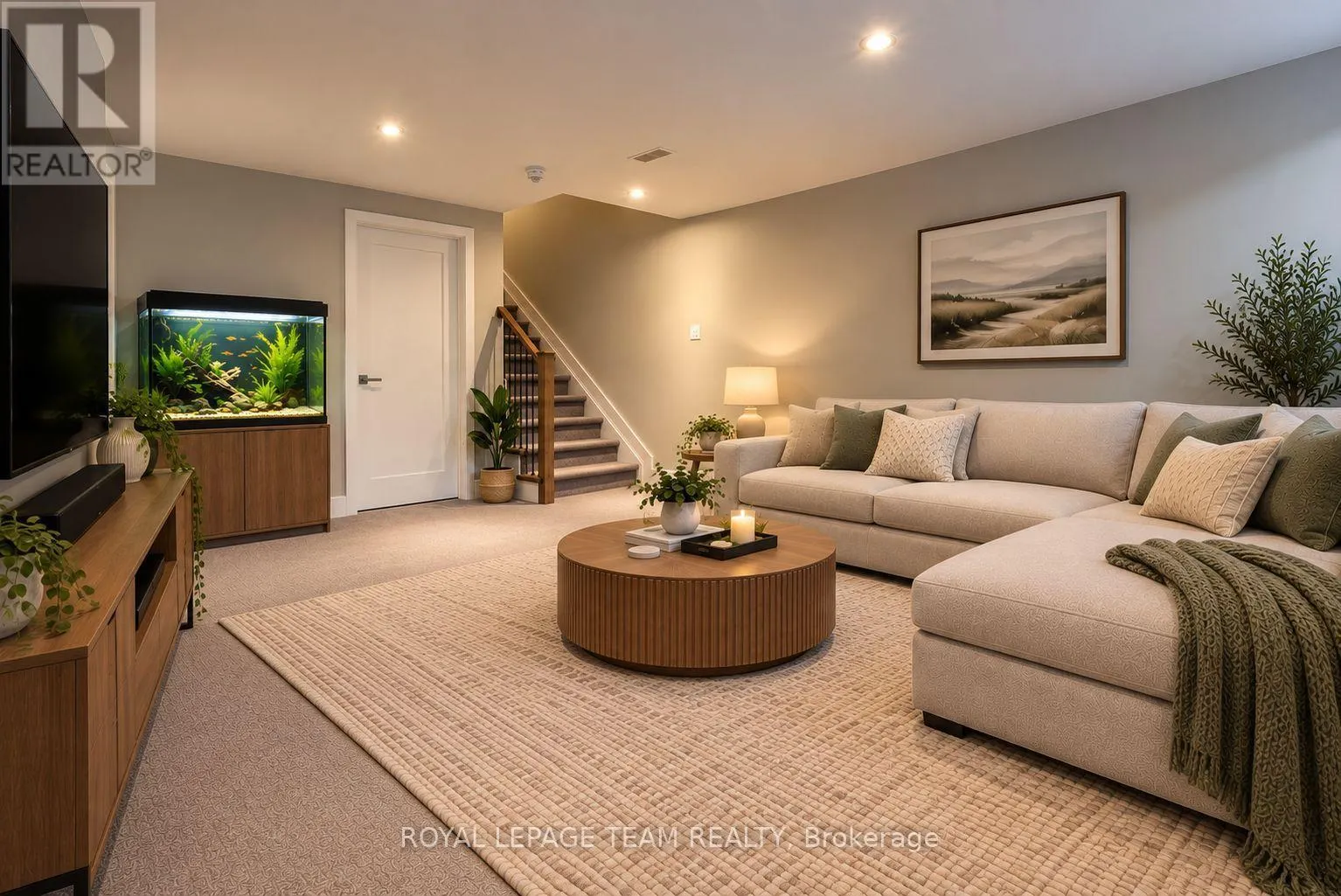 324 FERGUS CRESCENT