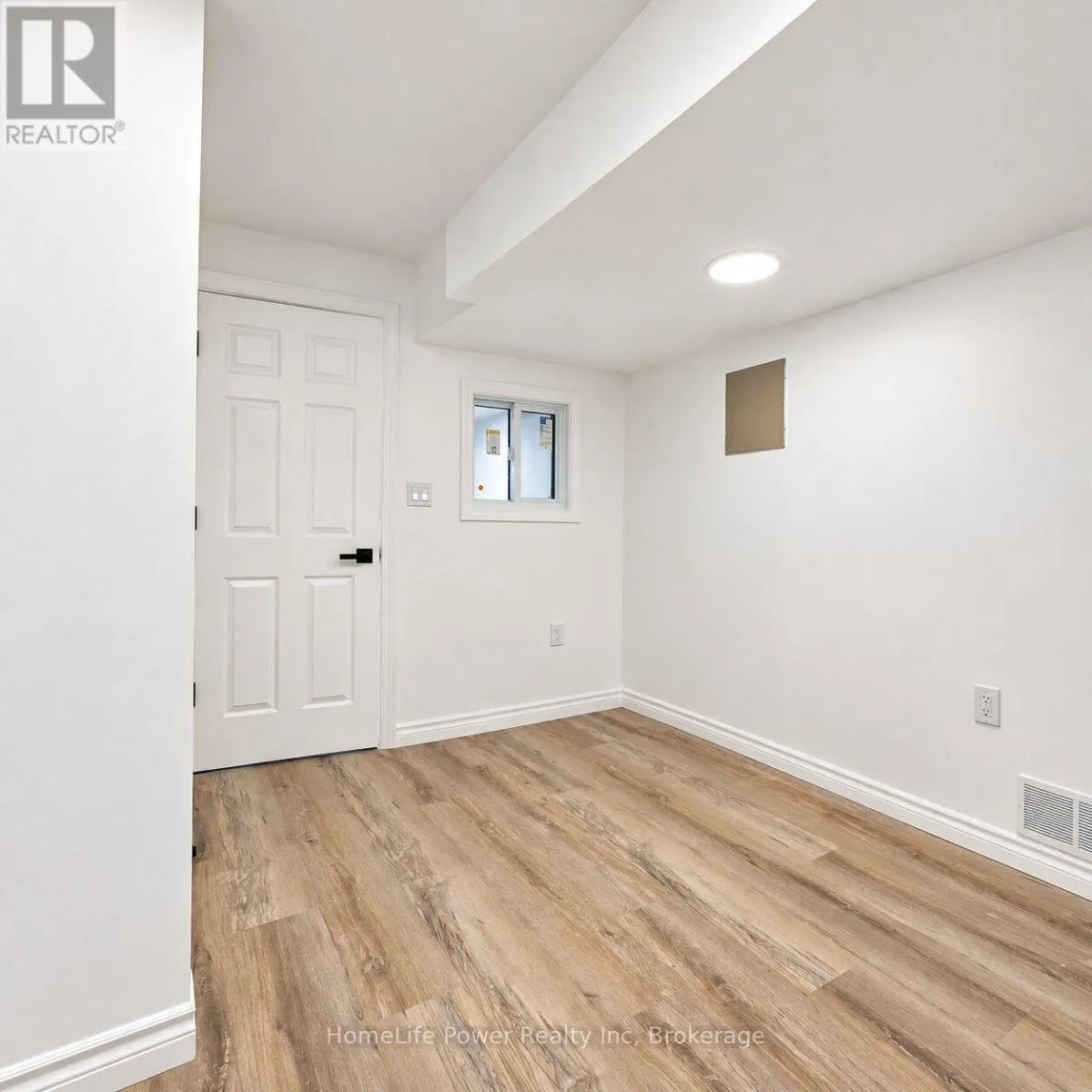 #  LOWER - 69 TUPPER CRESCENT ##  Lower