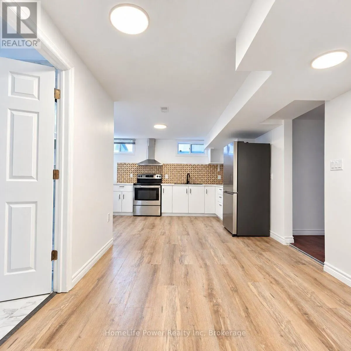 #  LOWER - 69 TUPPER CRESCENT ##  Lower