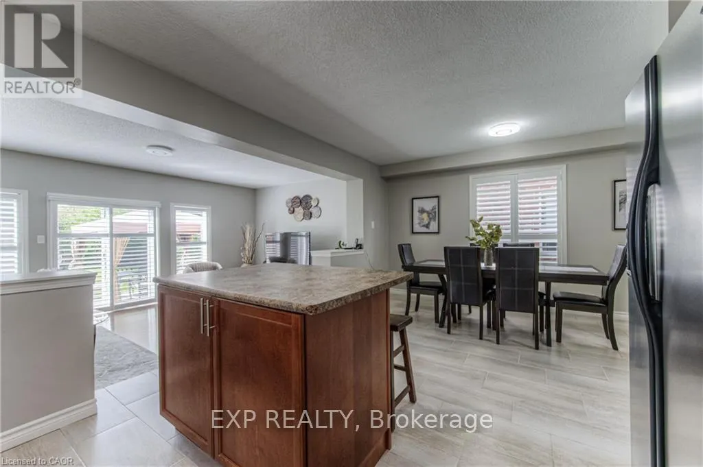 UPPER LEVEL - 308 COLTON CIRCLE