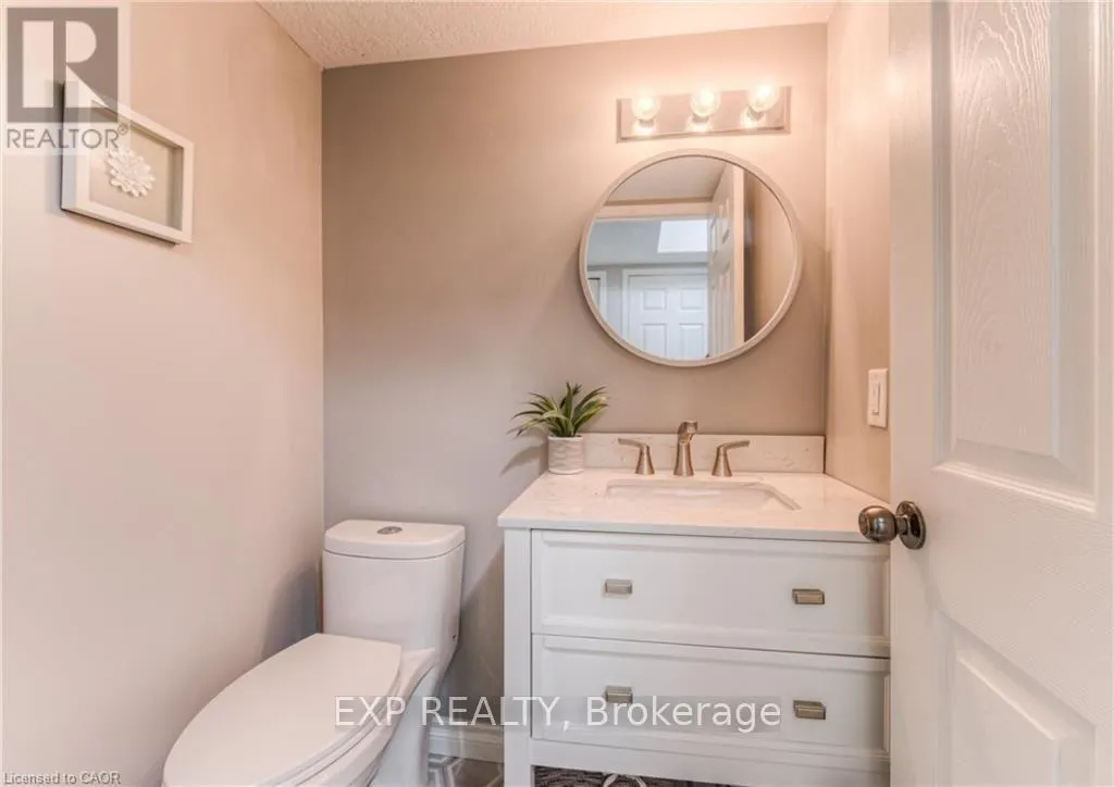 UPPER LEVEL - 308 COLTON CIRCLE