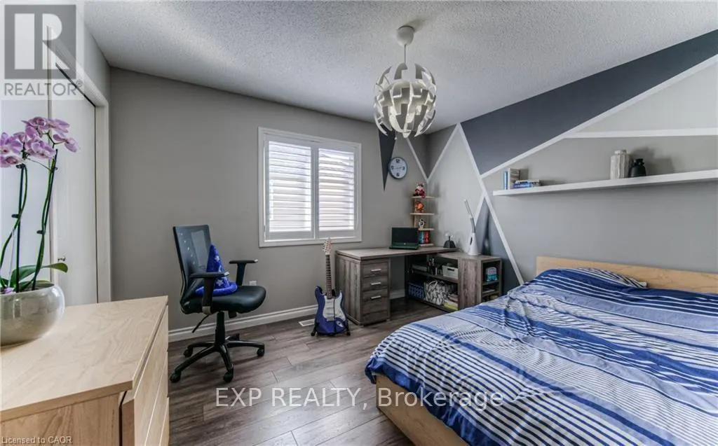 UPPER LEVEL - 308 COLTON CIRCLE