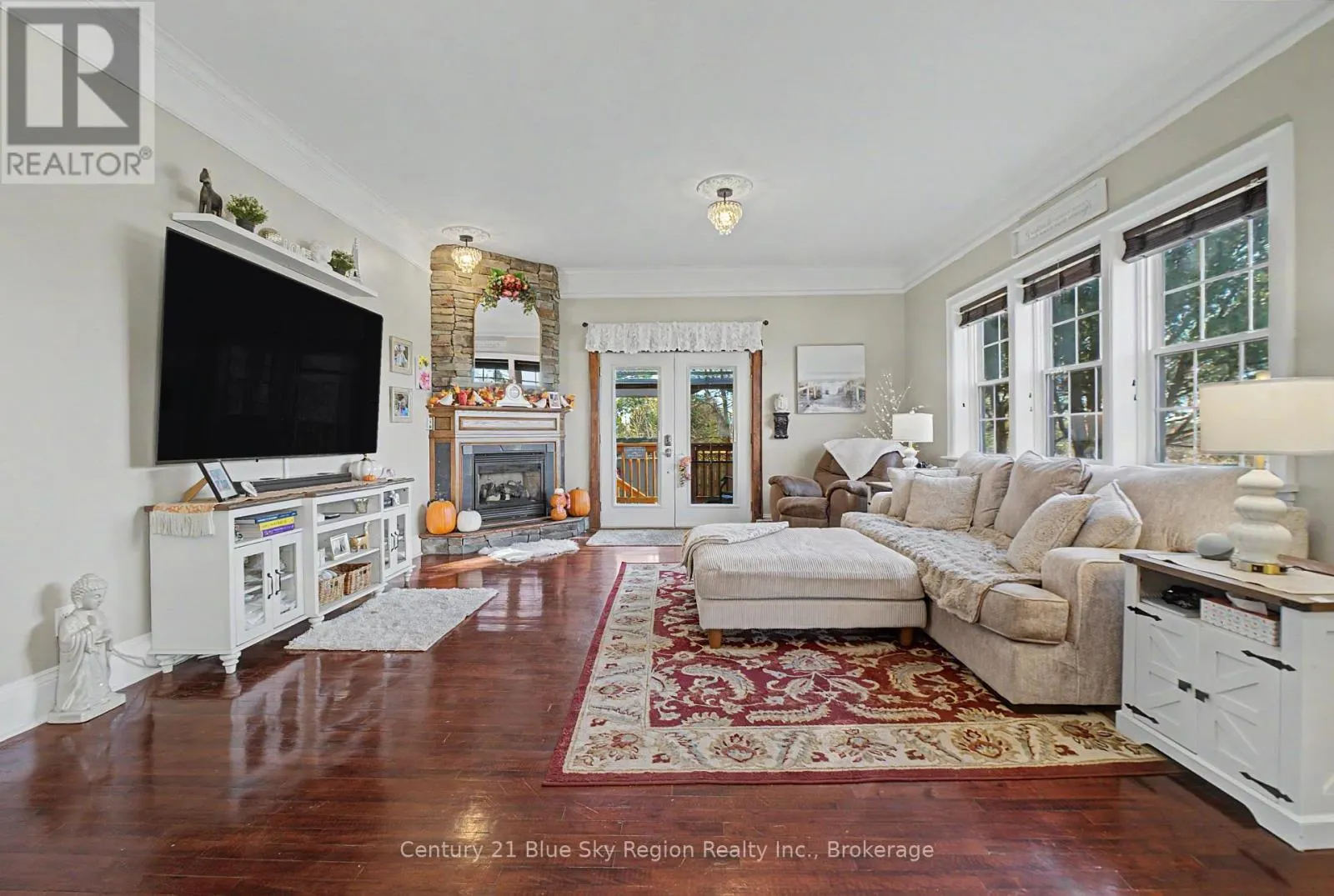 1365 MAIN STREET