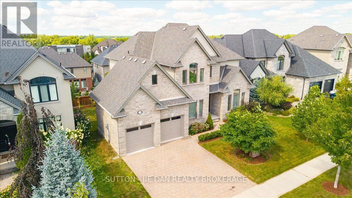 2361 TORREY PINES WAY