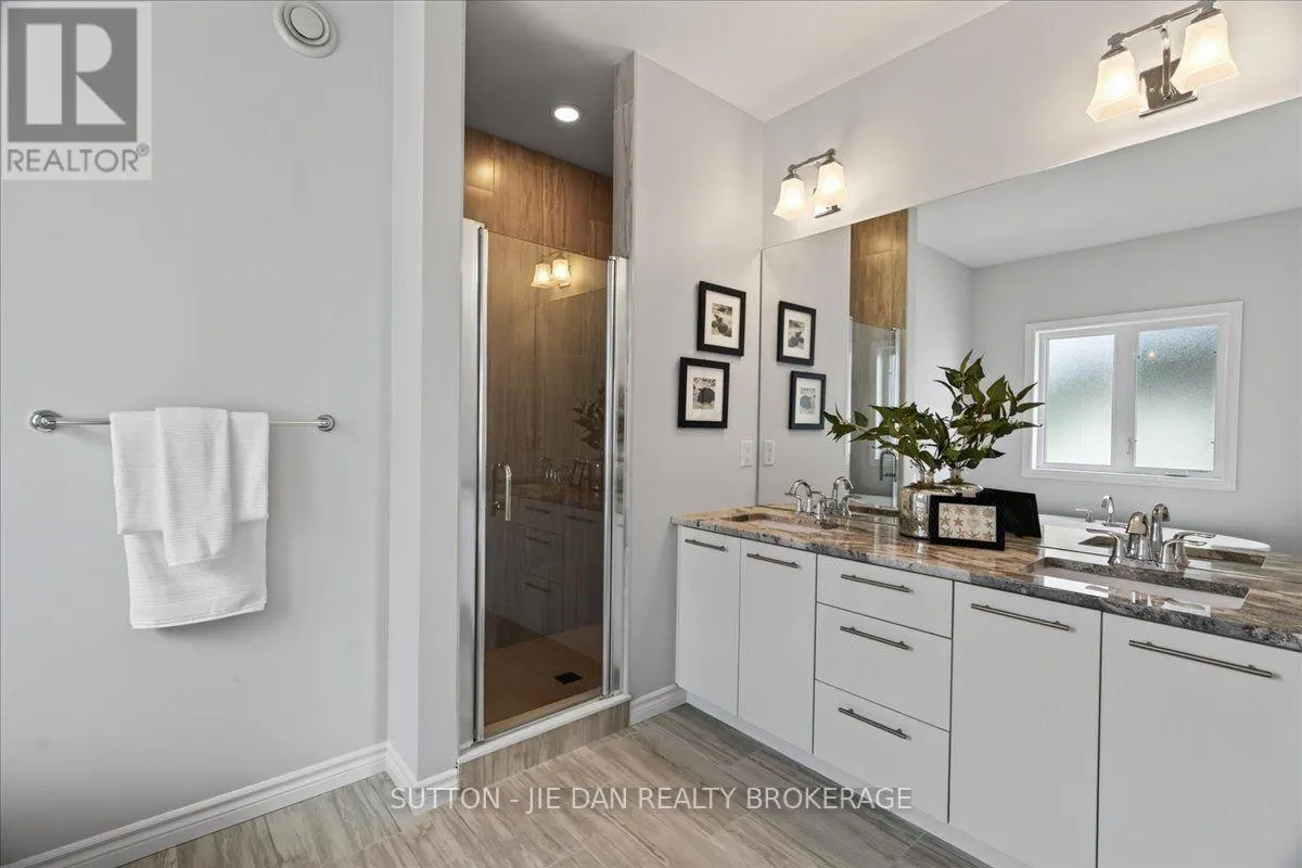 2361 TORREY PINES WAY