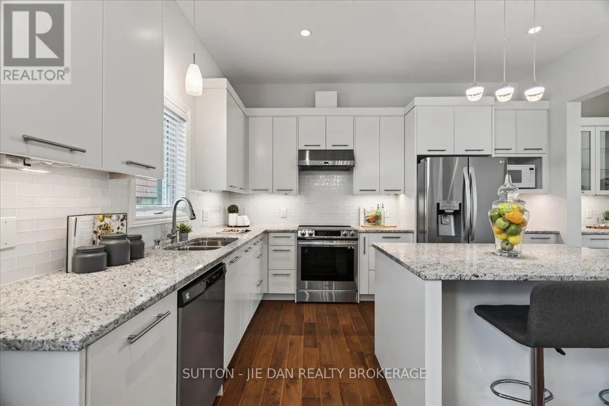 2361 TORREY PINES WAY