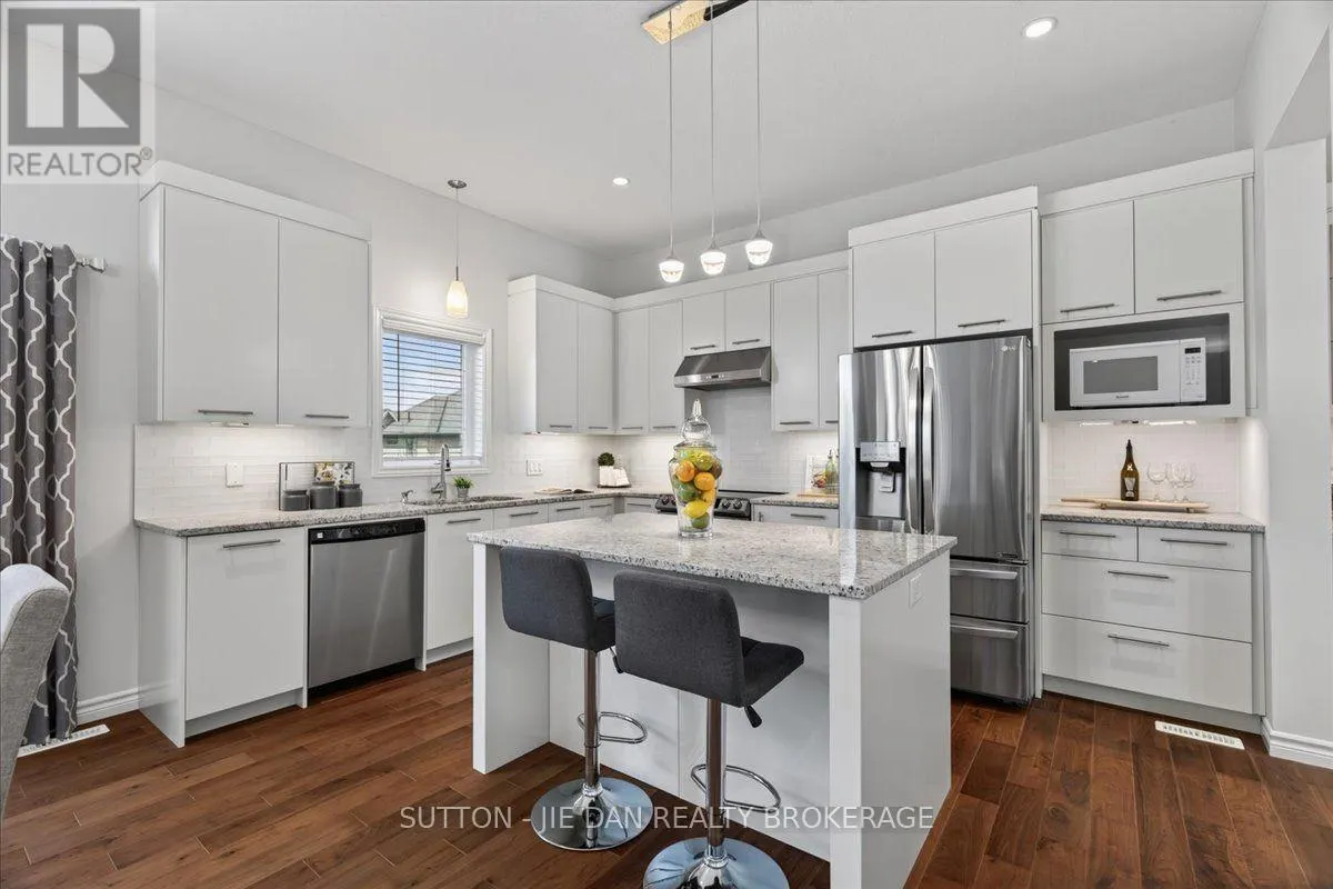 2361 TORREY PINES WAY