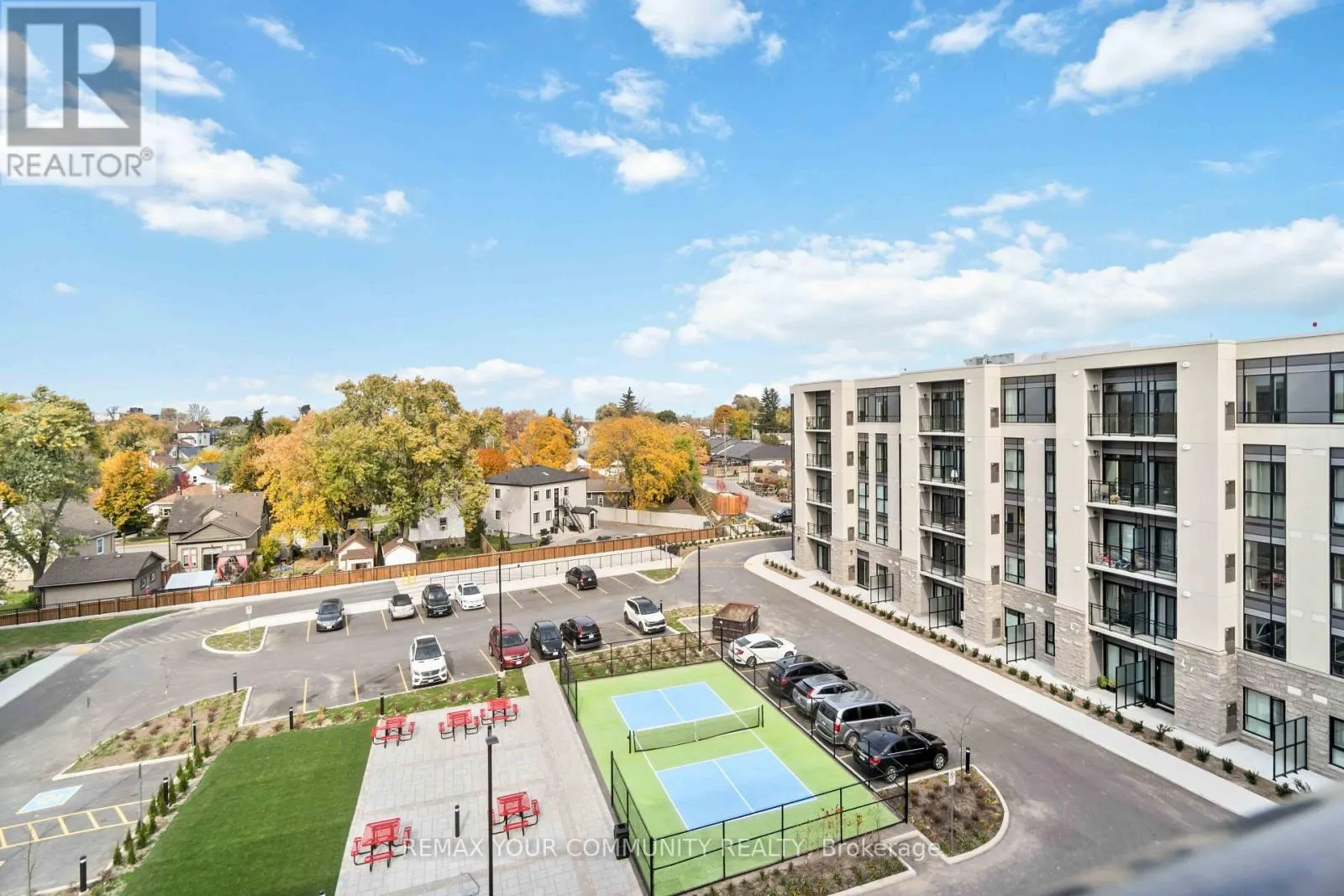 UPPER PH04 - 50 HERRICK AVENUE