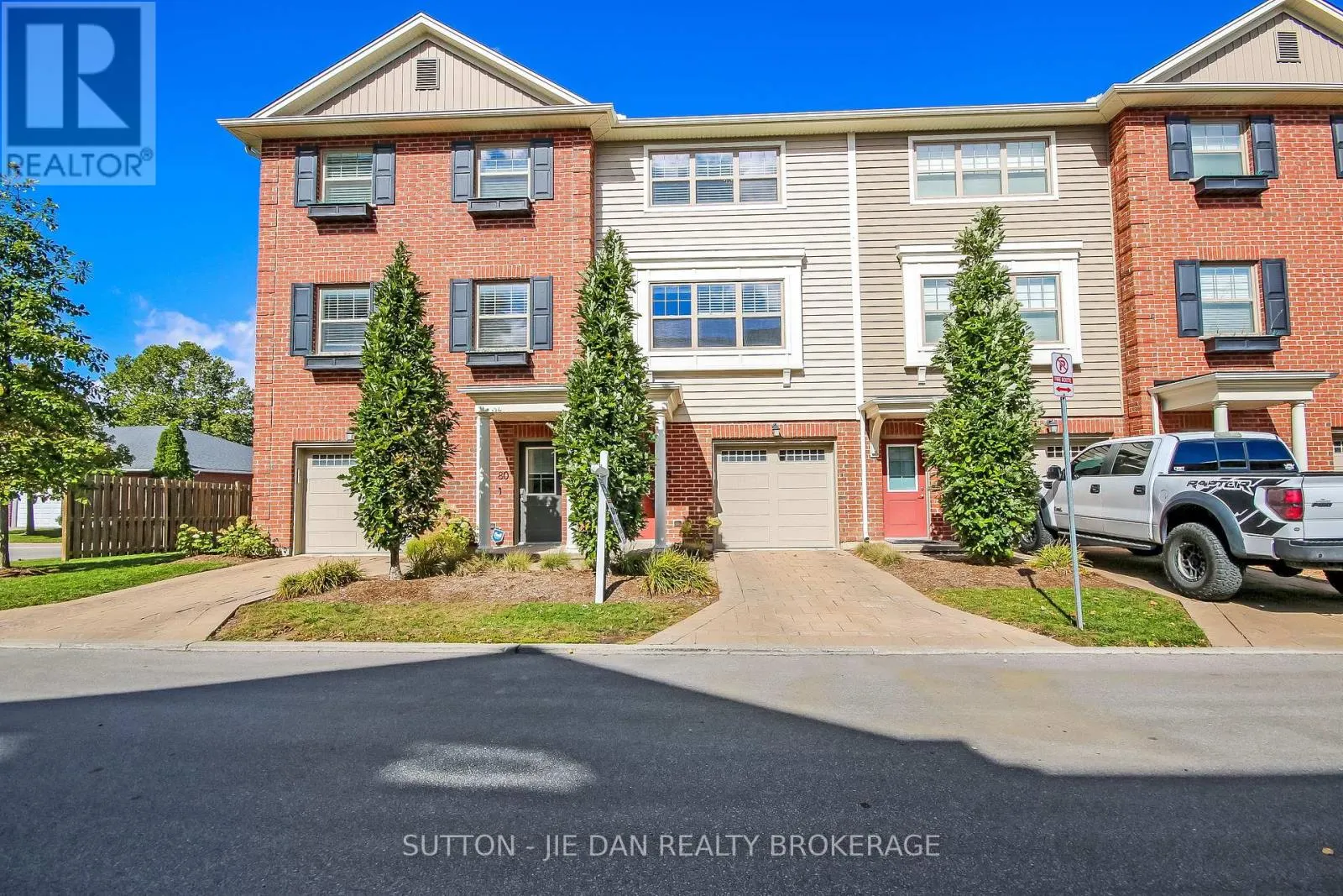 78 - 3025 SINGLETON AVENUE #78