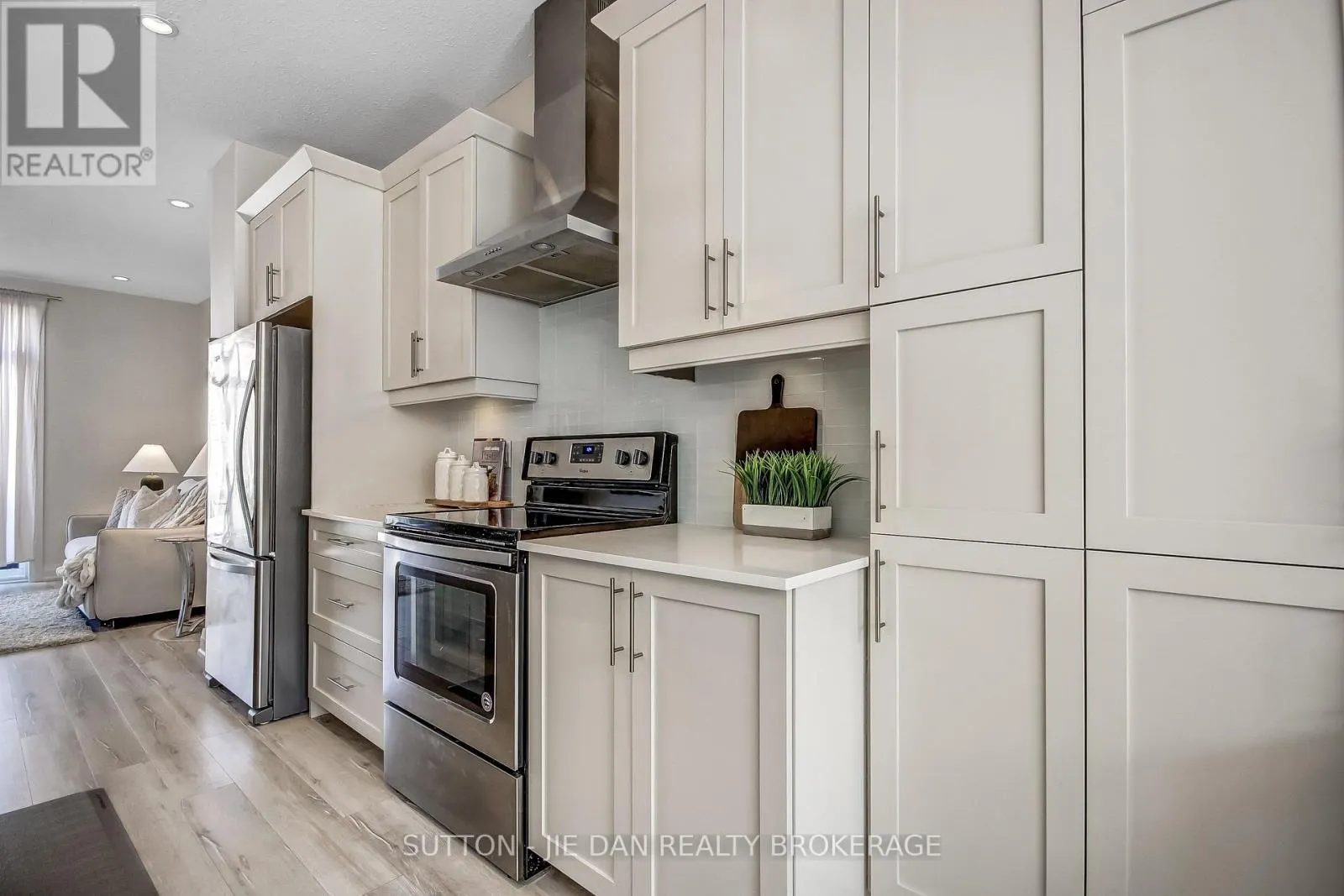 78 - 3025 SINGLETON AVENUE #78