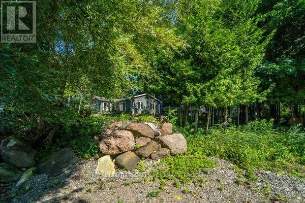 89 PLEASURE POINT LANE