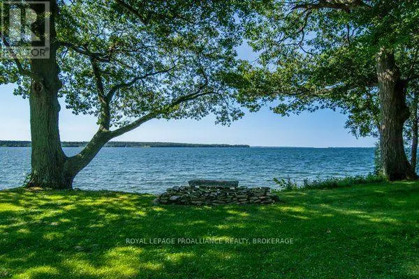 89 PLEASURE POINT LANE
