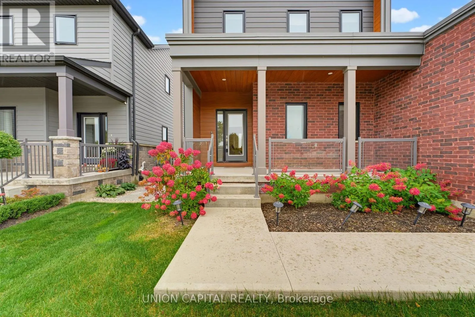 17 TOTTEN STREET