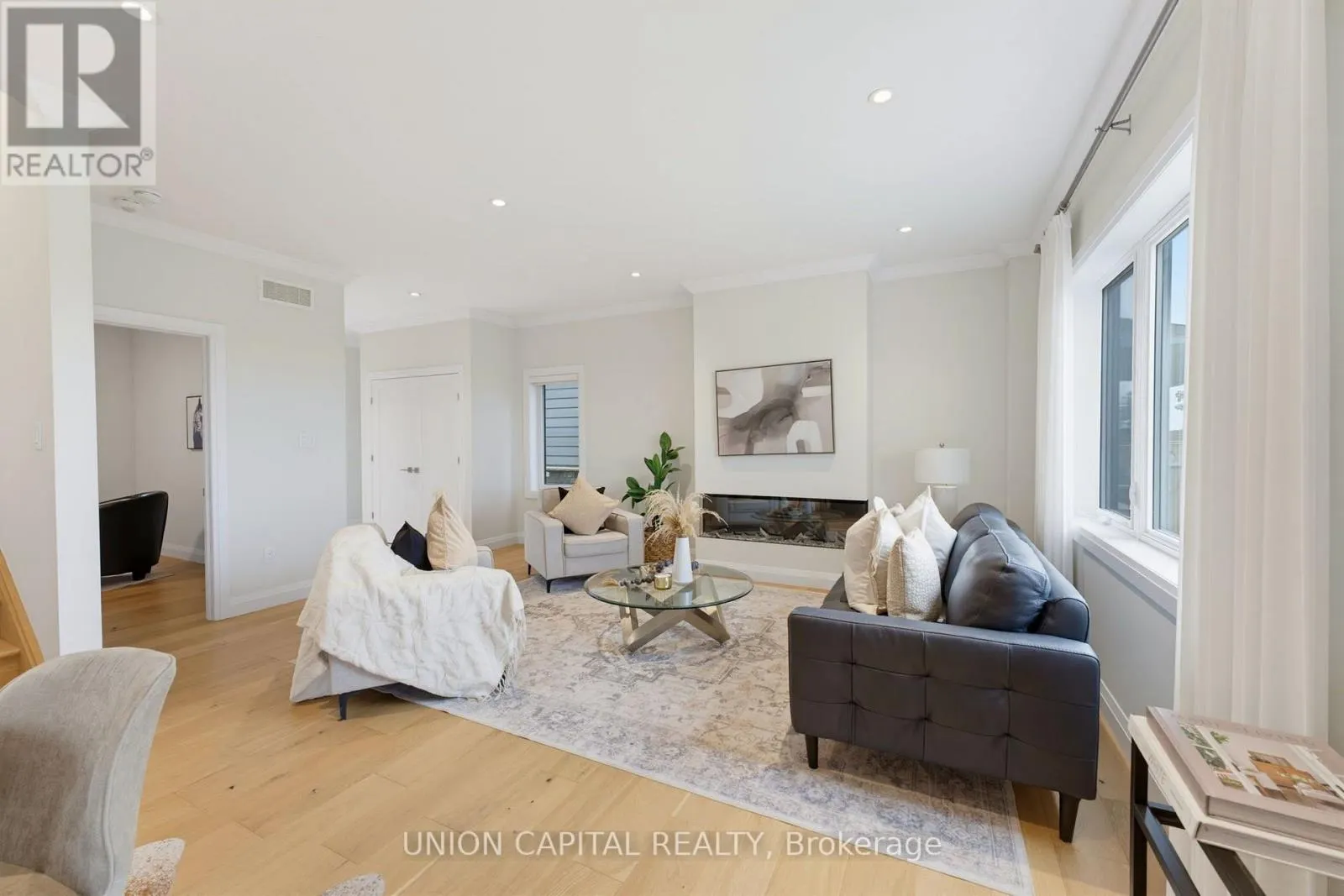 17 TOTTEN STREET