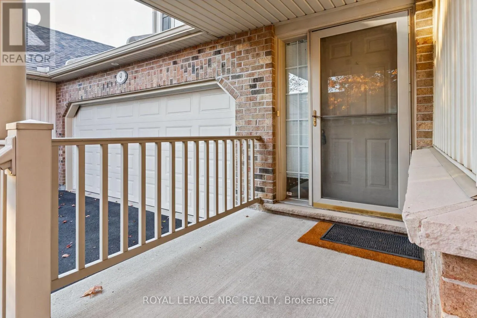 9 - 3730 DISHER STREET #9