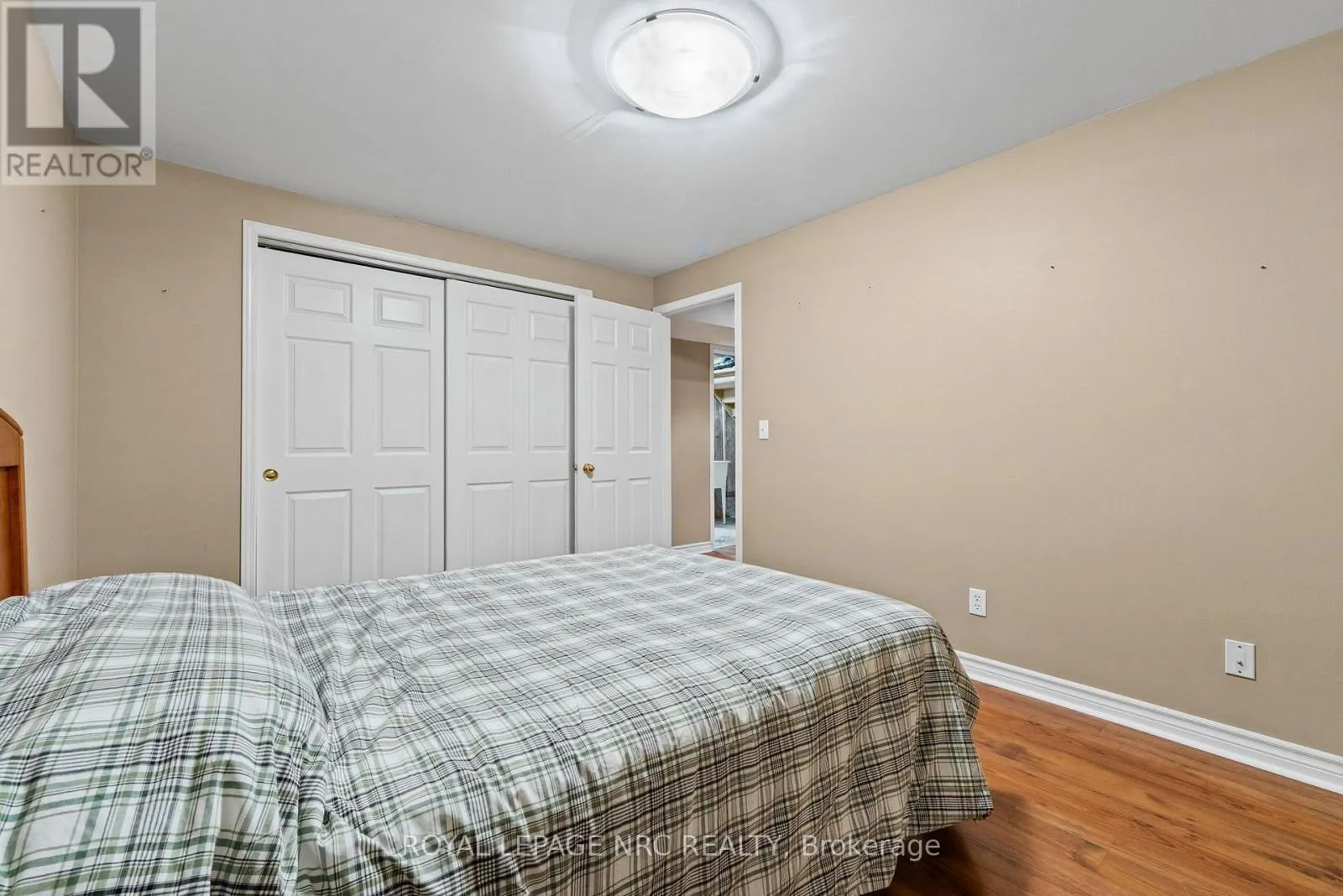 9 - 3730 DISHER STREET #9