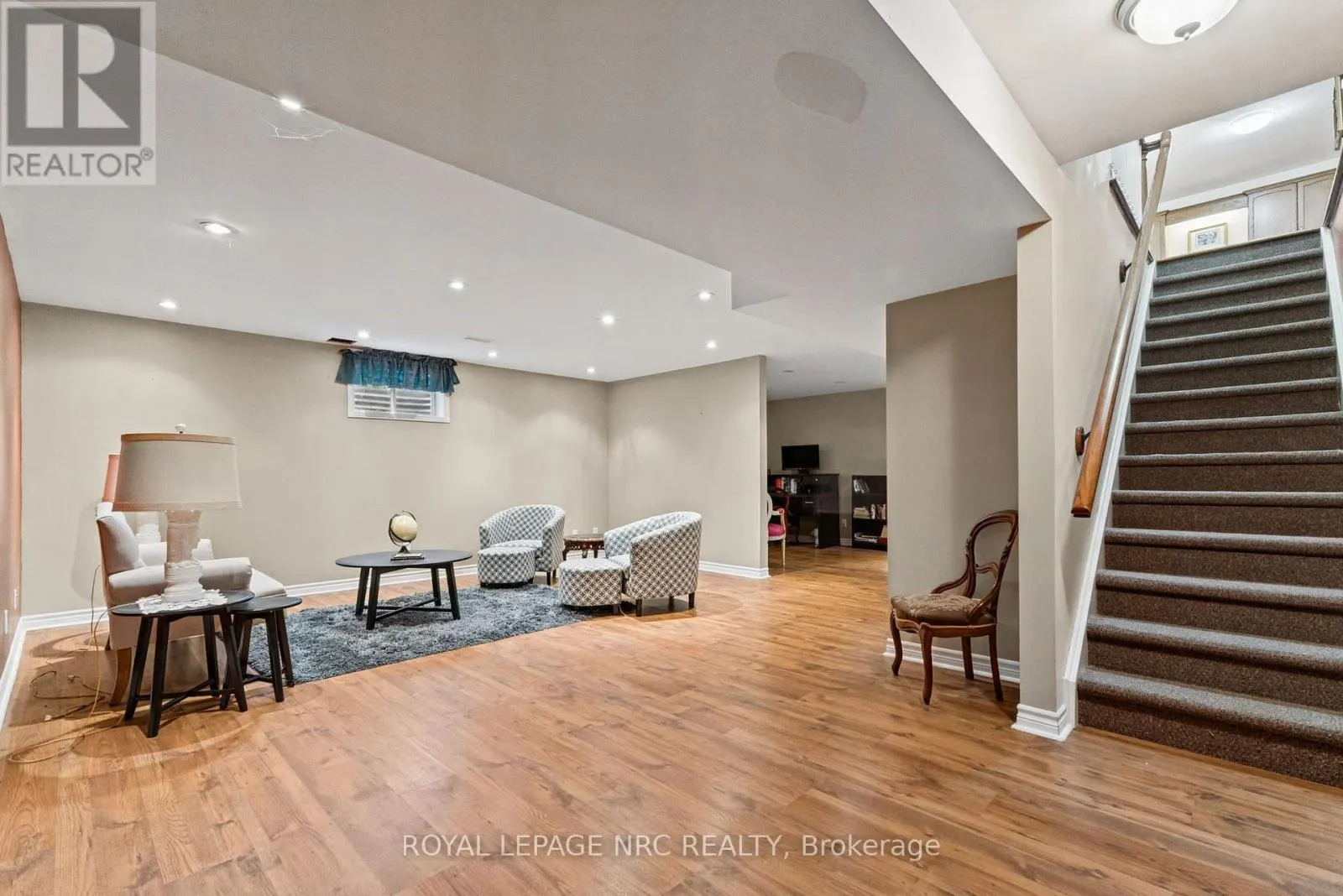 9 - 3730 DISHER STREET #9