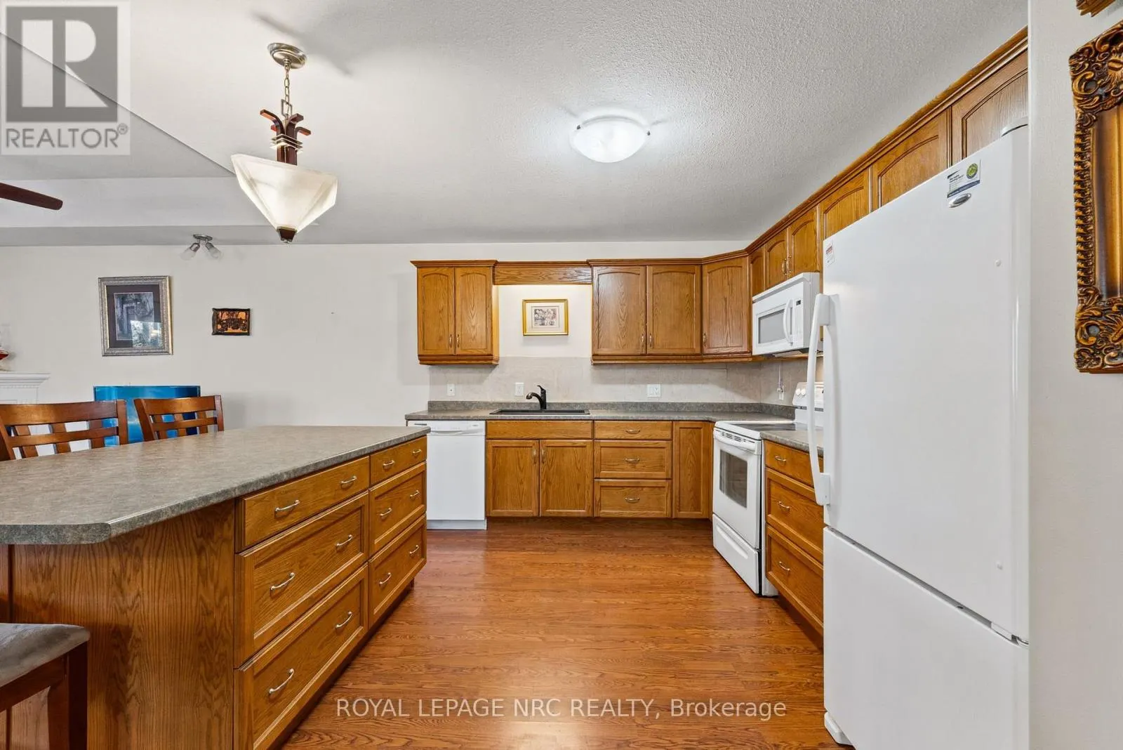 9 - 3730 DISHER STREET #9