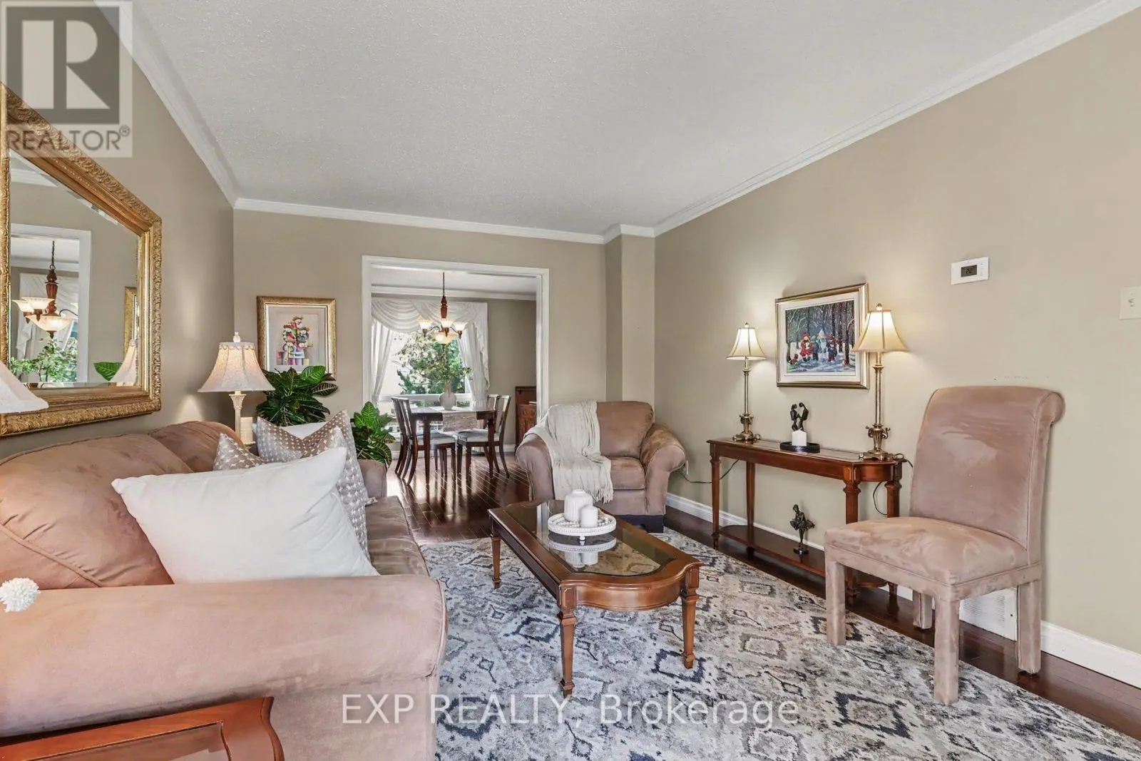 17 HUNTERSFIELD DRIVE