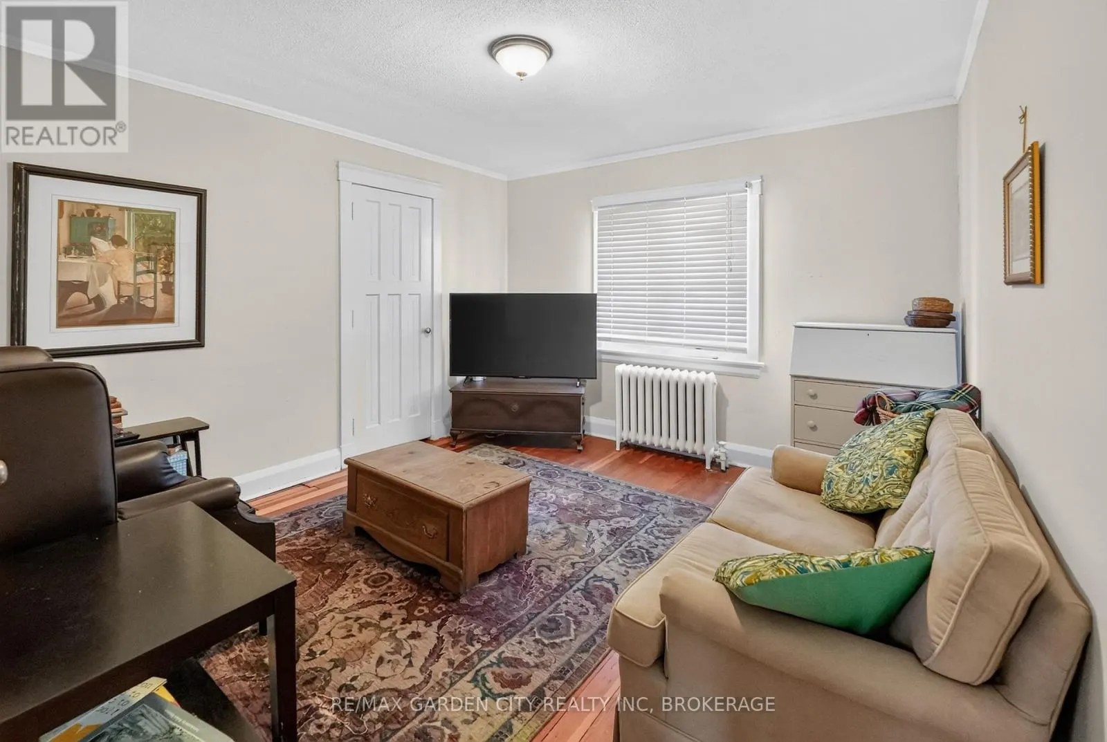 38 CLAIRMONT STREET