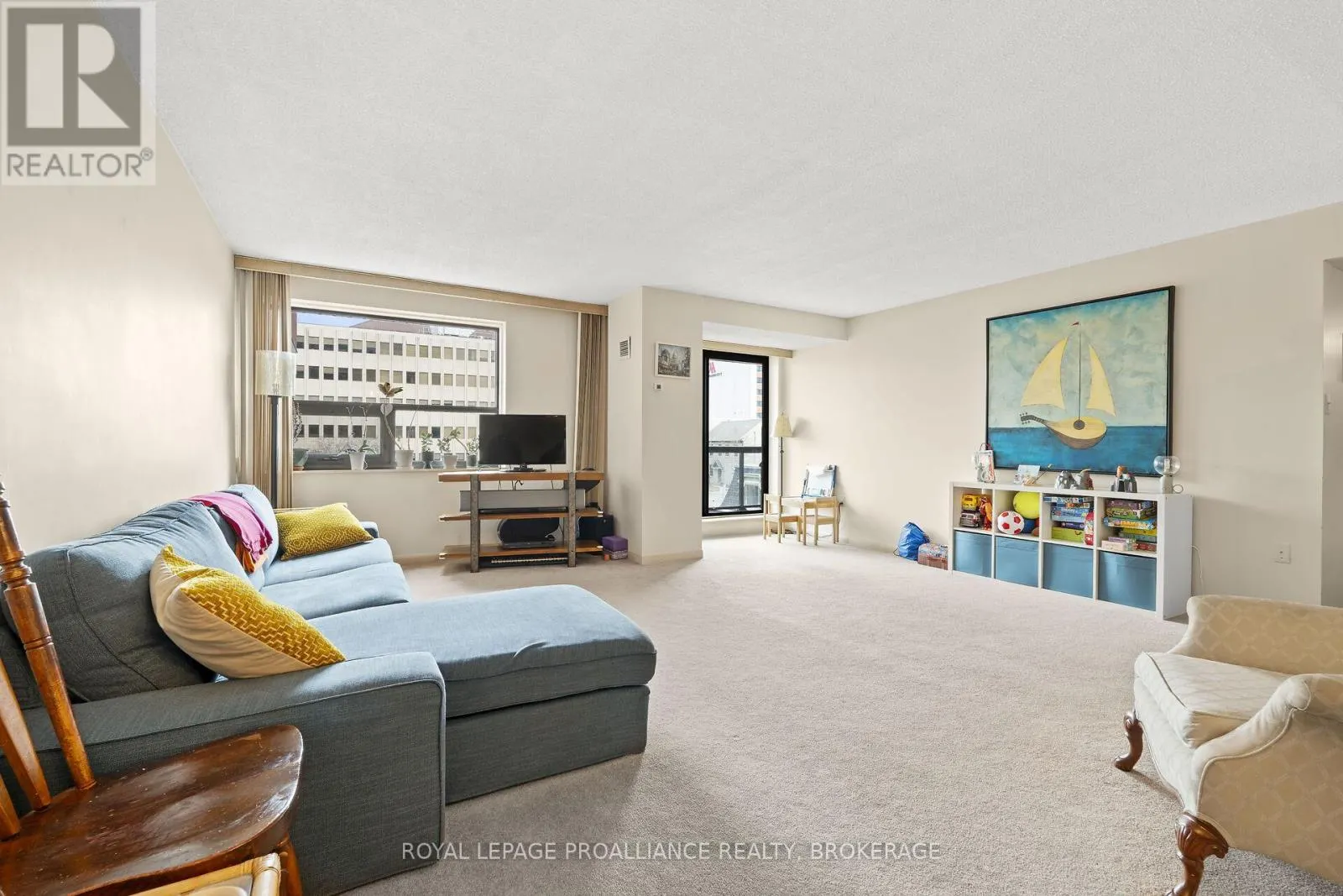 309 - 165 ONTARIO STREET #309