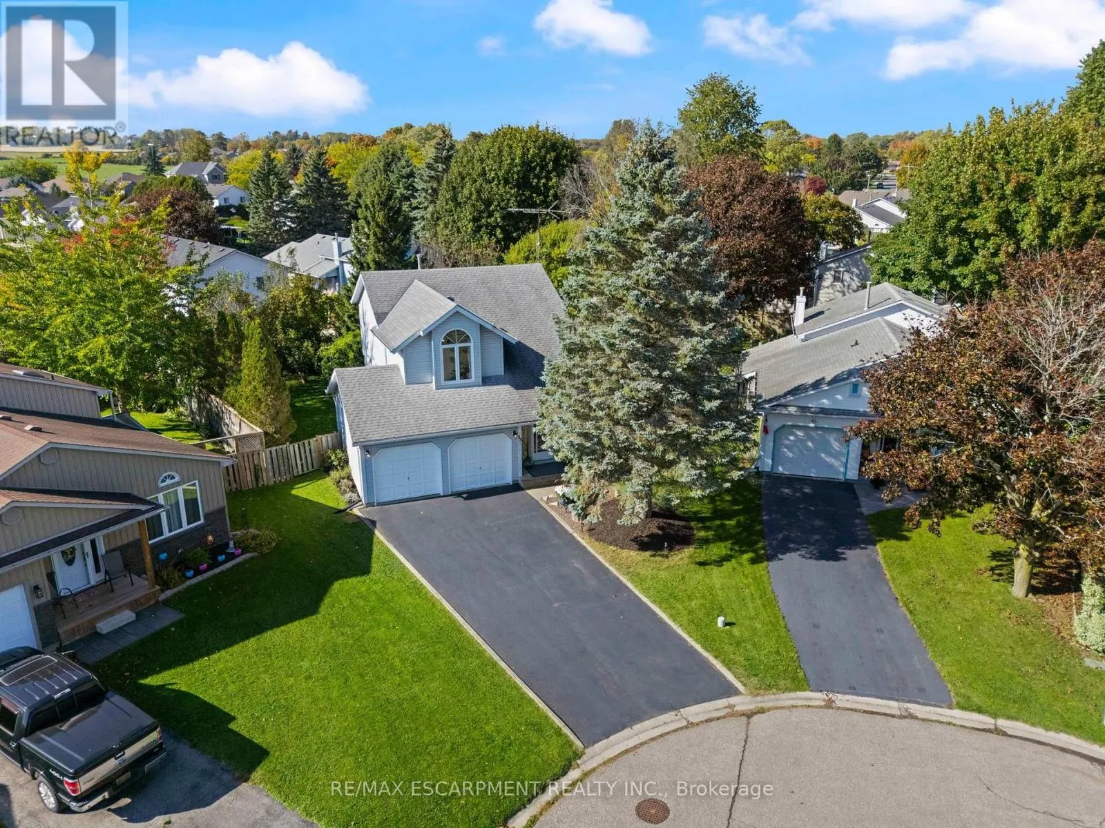 29 LESLIE AVENUE