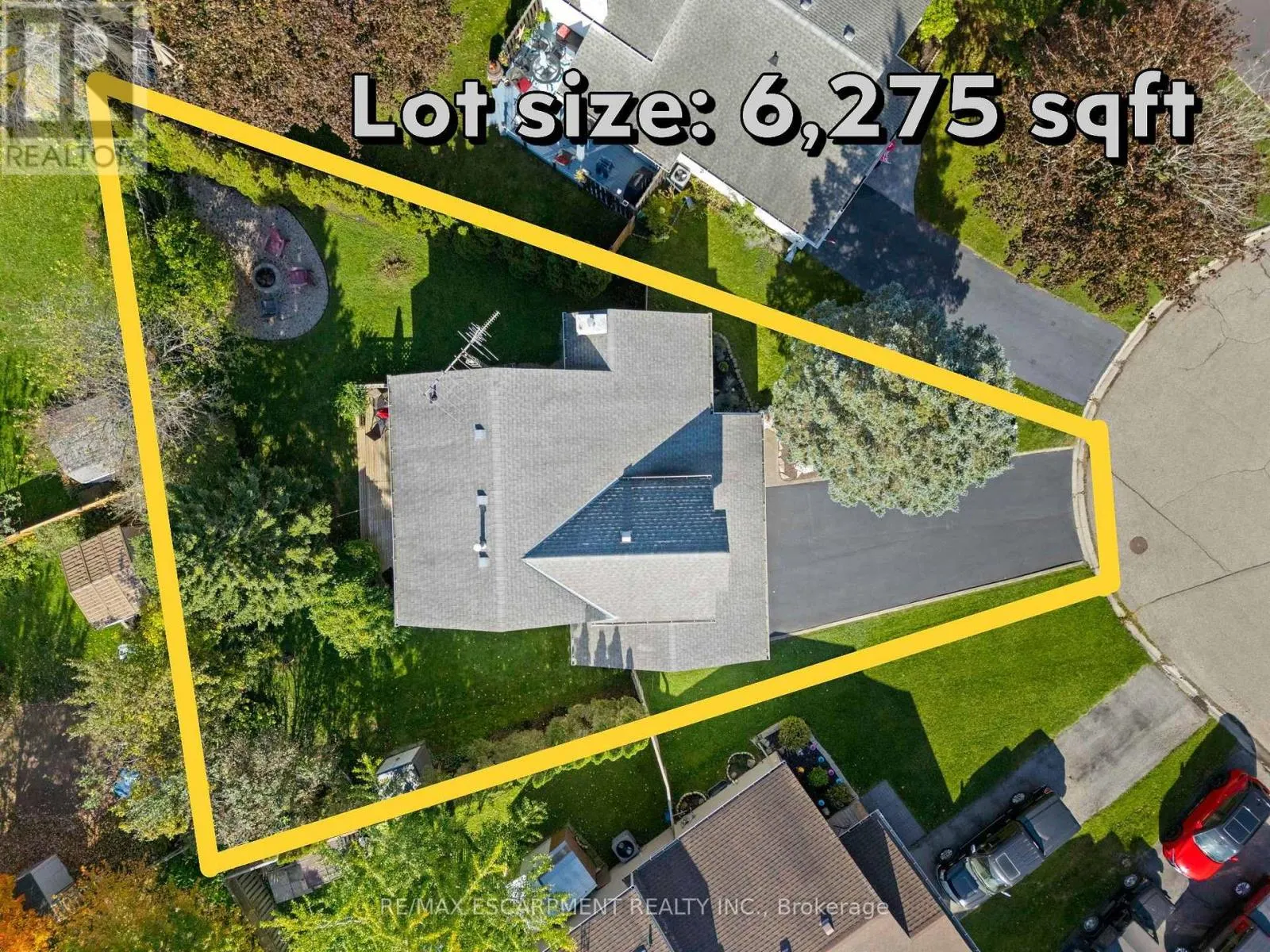 29 LESLIE AVENUE