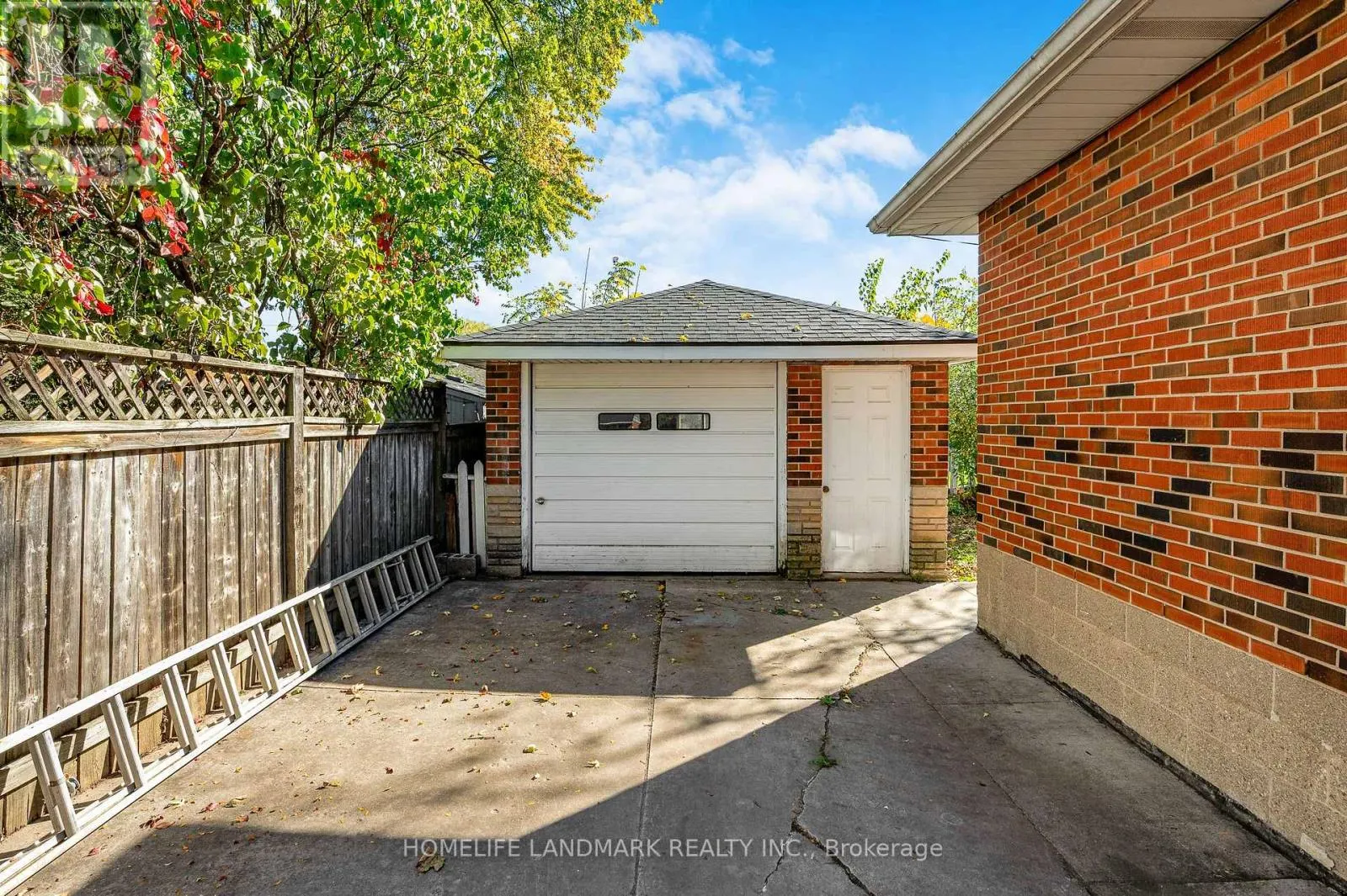 135 HOWARD AVENUE