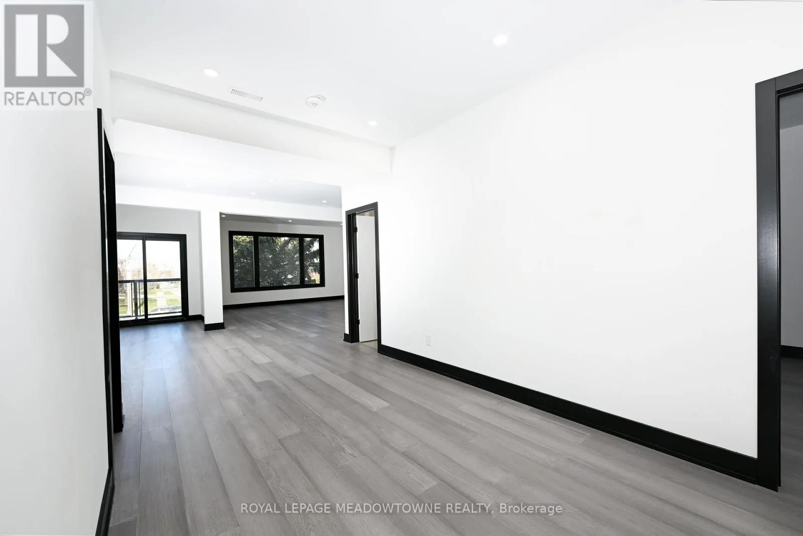 374 HIGHWAY 8