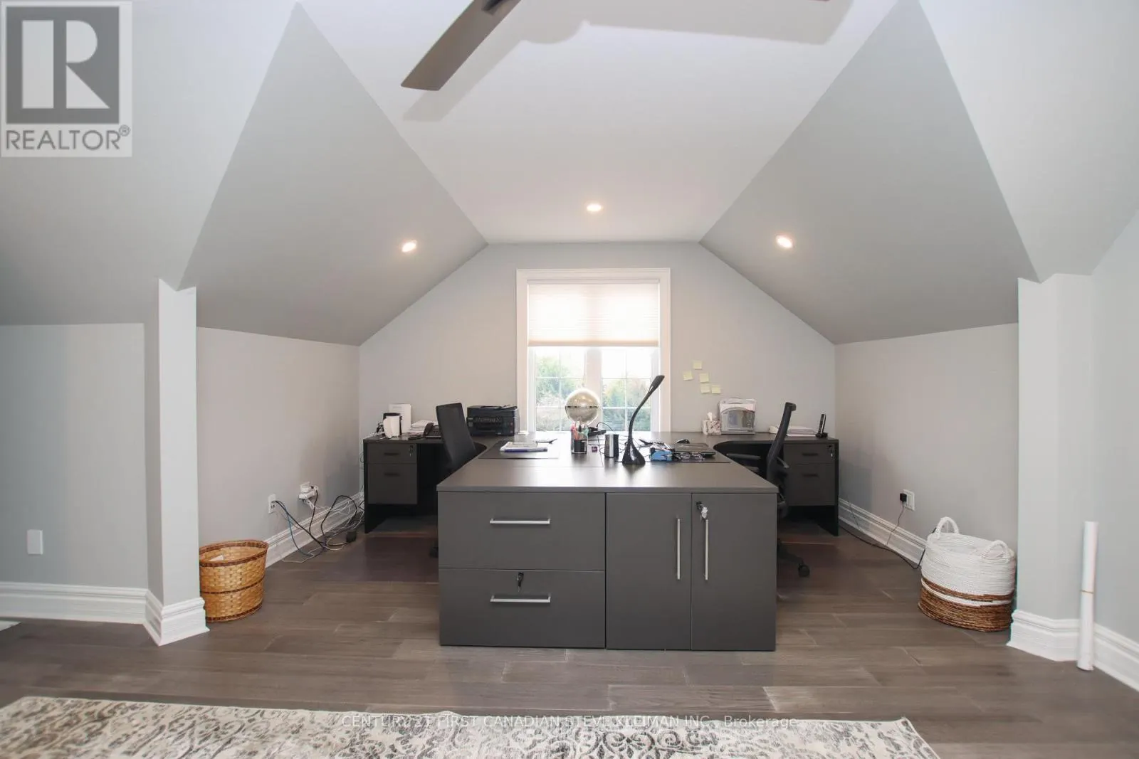3681 HOMEWOOD LANE
