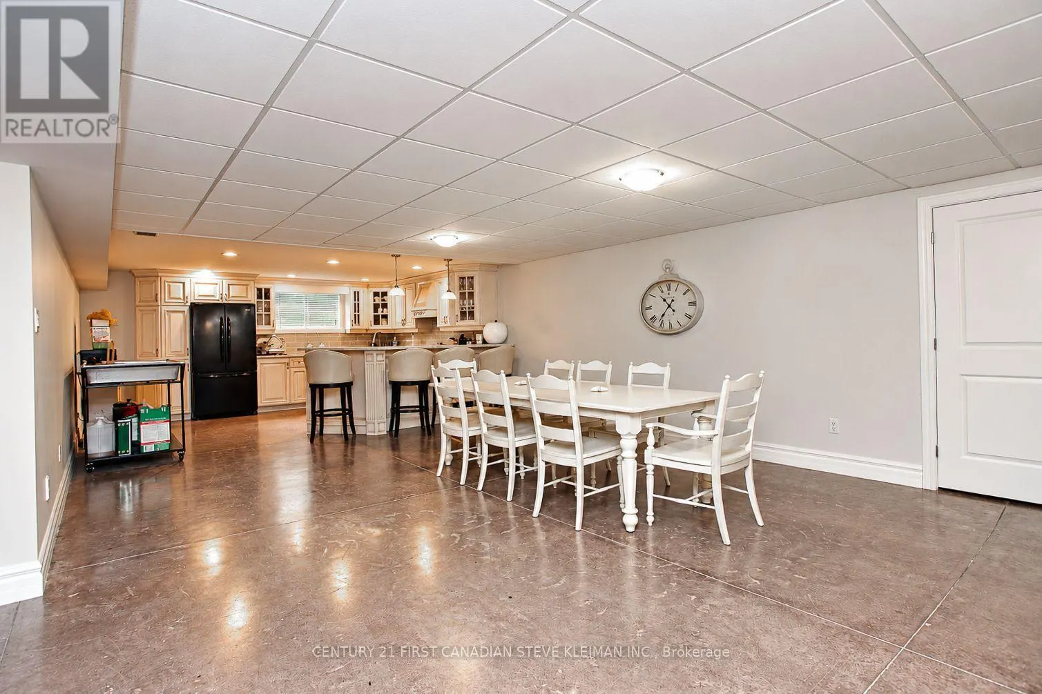 3681 HOMEWOOD LANE