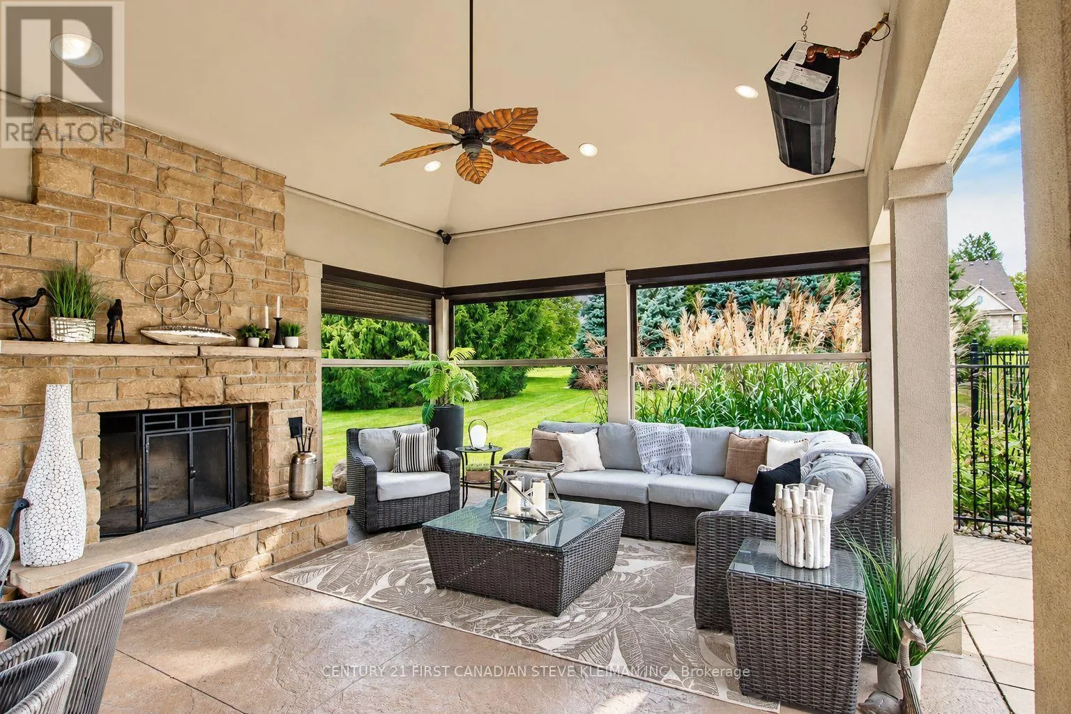 3681 HOMEWOOD LANE