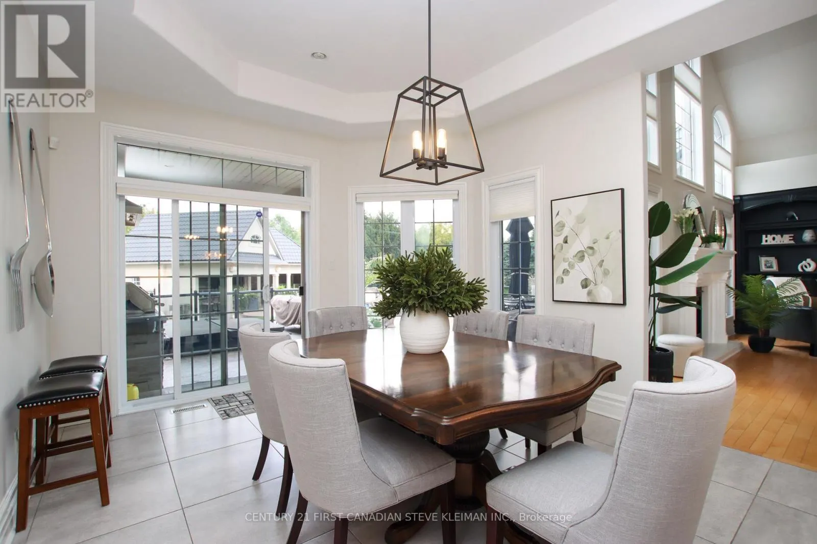 3681 HOMEWOOD LANE